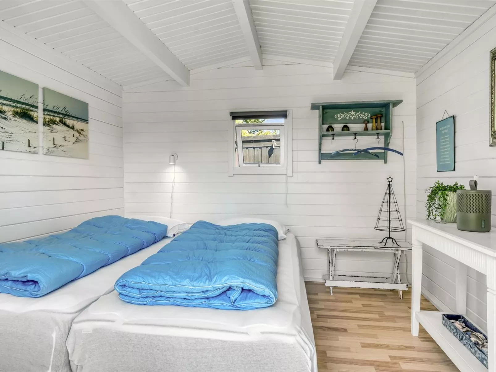 "Berner" - 500m to the fjord-Binnen