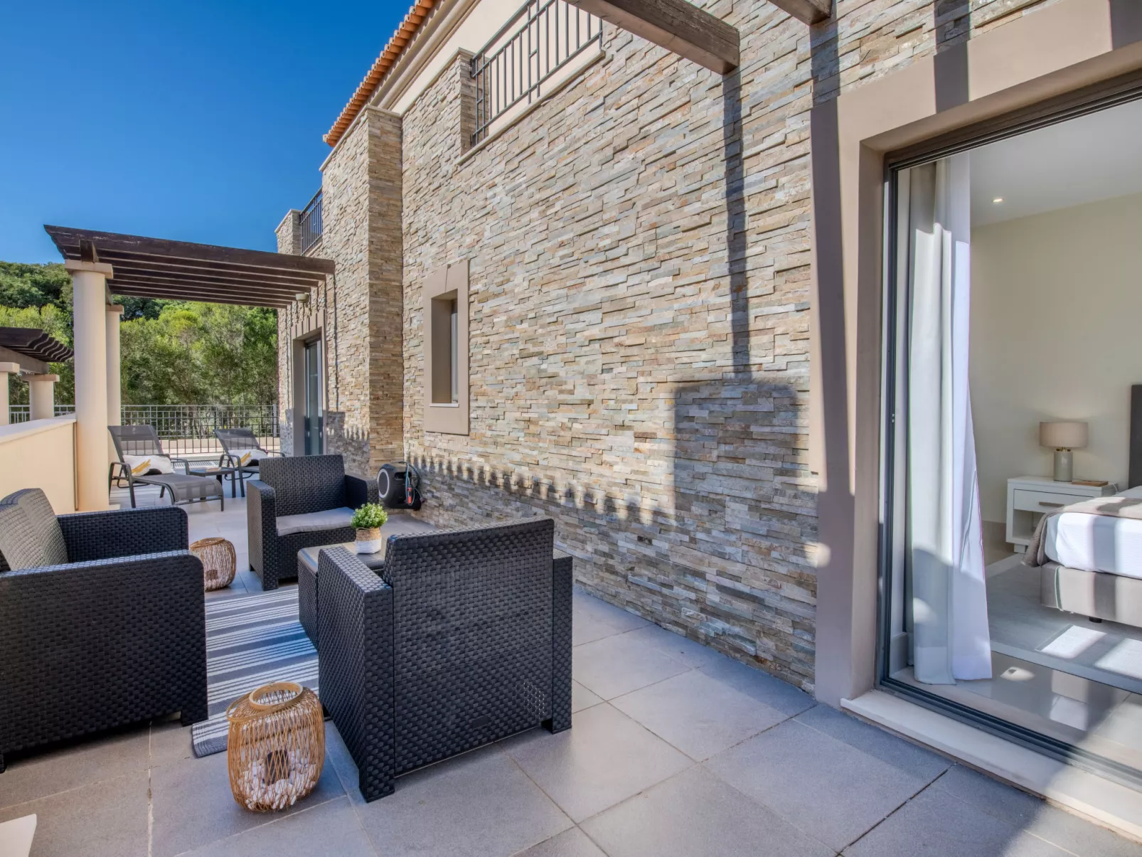 Pine Hills Diadema-Binnen