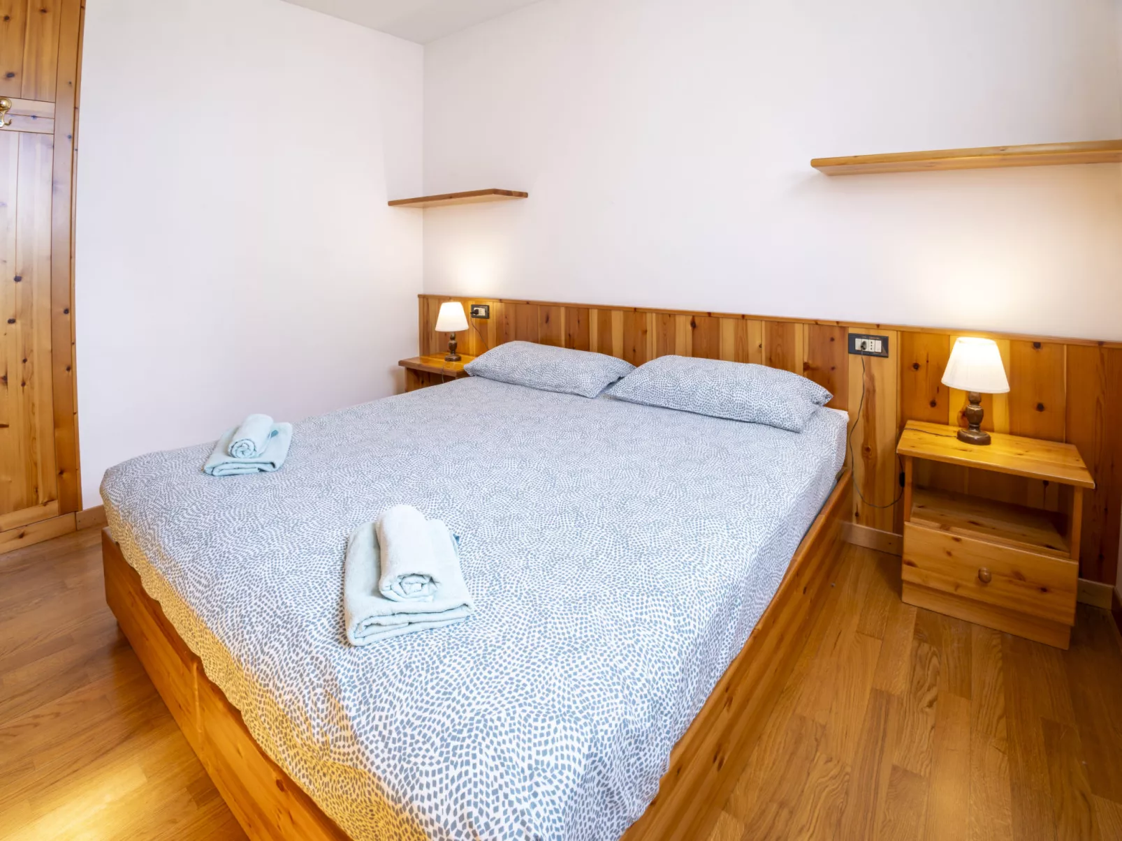 Monte Confinale Garden View-Binnen