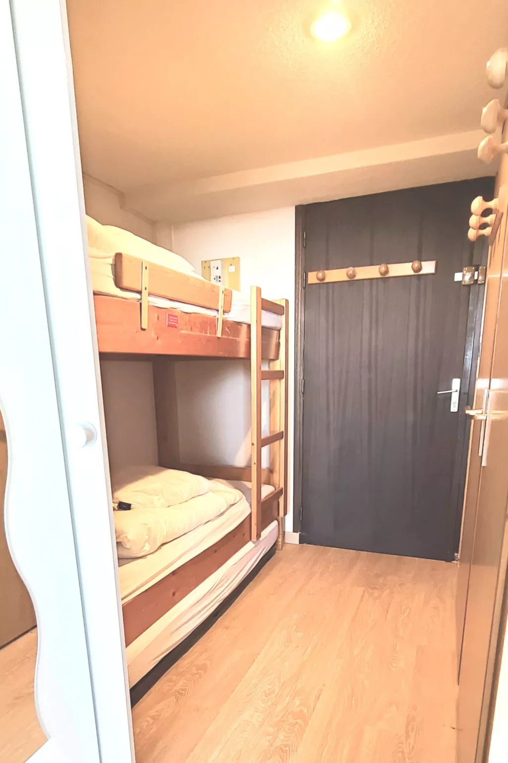 Le Vernon N 406 - ST5-Binnen