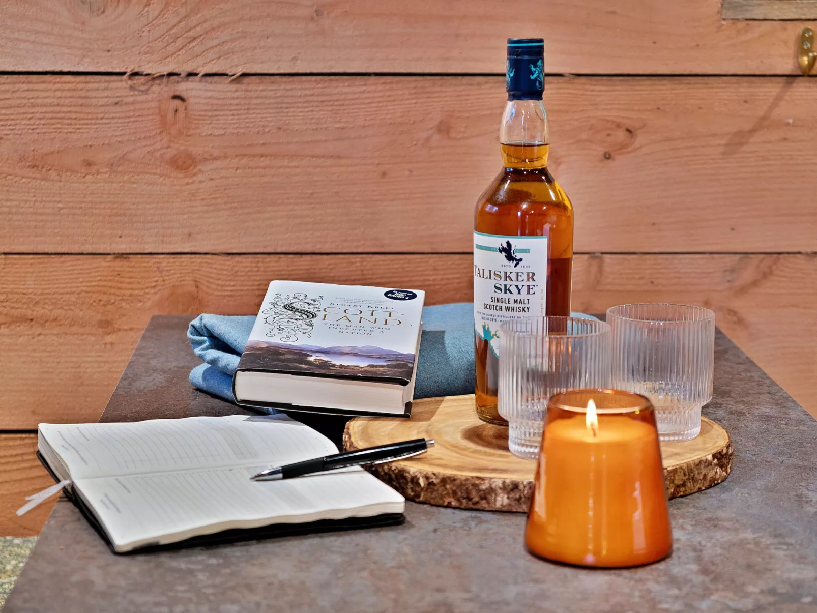 Cosagach Falls Cabin-Buiten