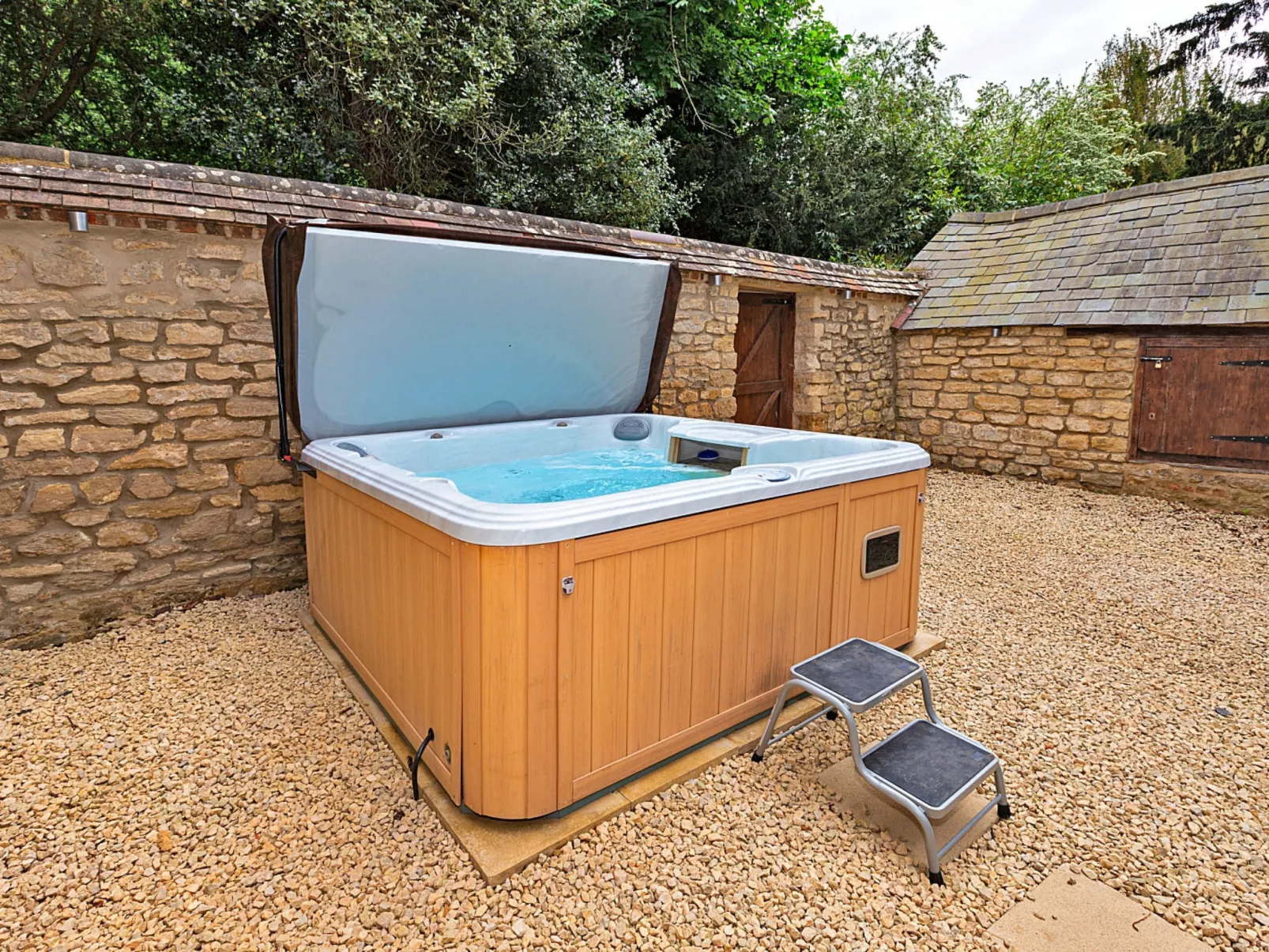 Ttich Manor Retreat-Binnen