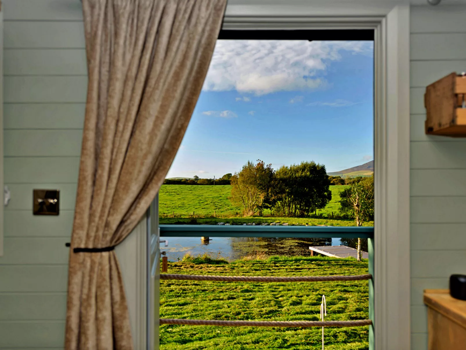 'Joan' Shepherds Hut-Binnen