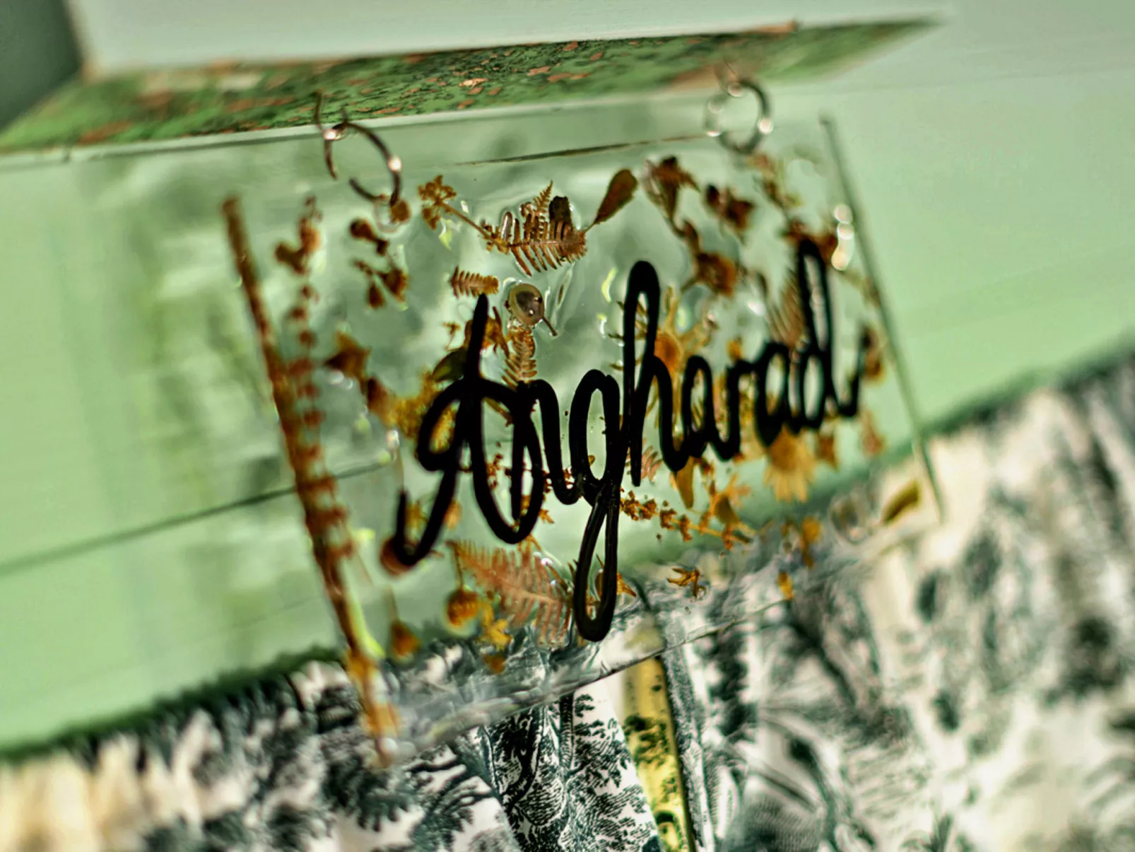 'Angharad' Poachers Hut-Binnen