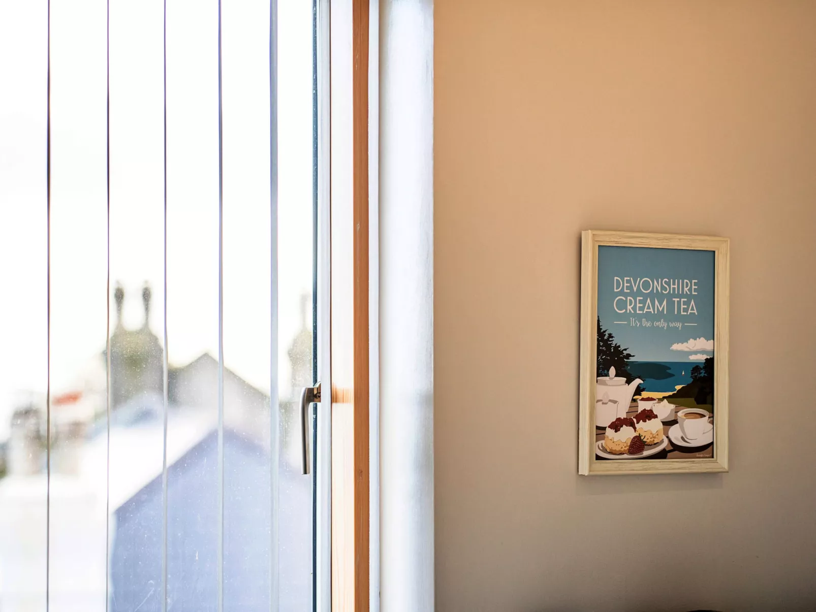 Number 10, Montpellier Apartments-Buiten