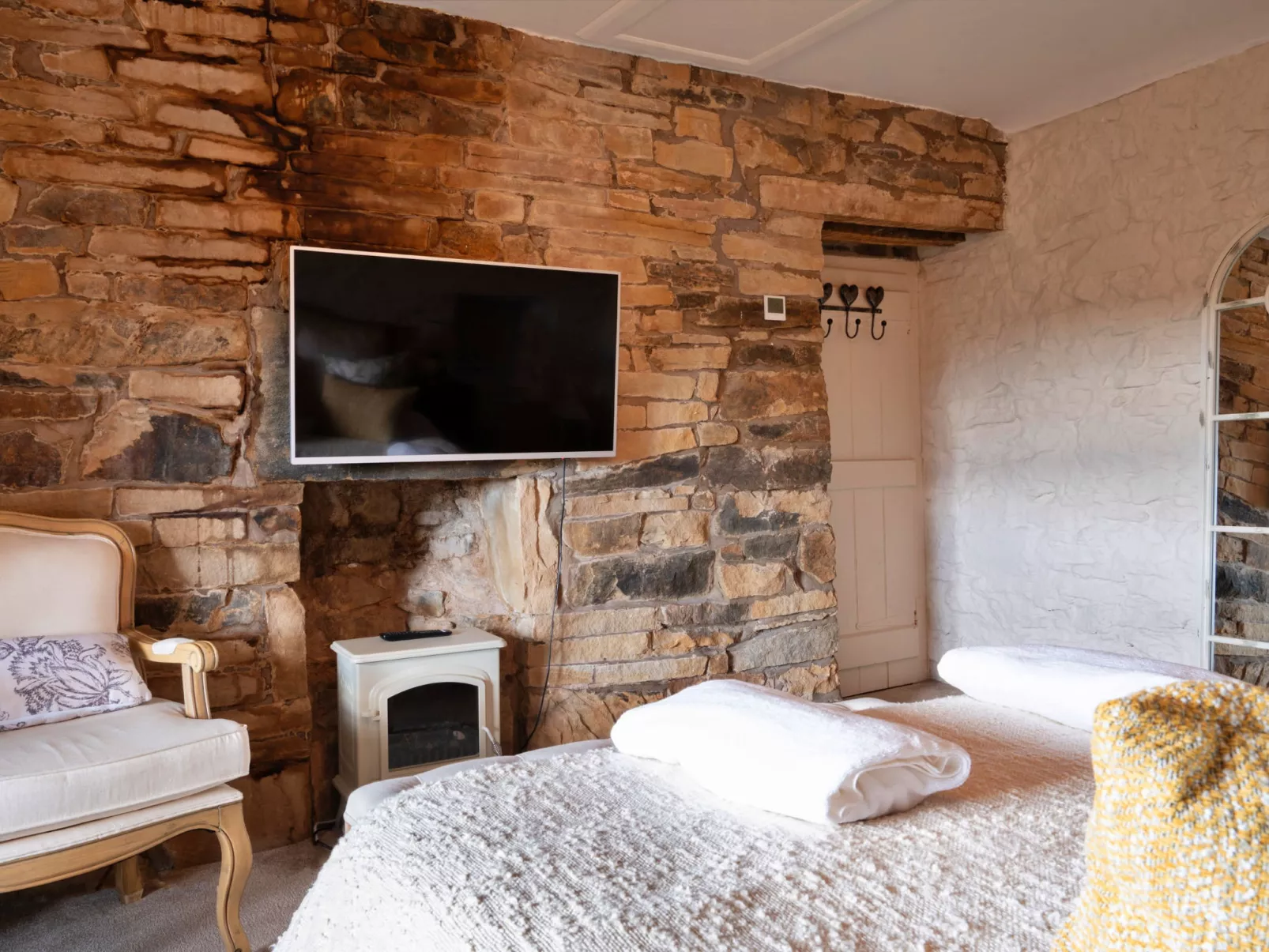 Blackclough Farmhouse at Blackclough Farm-Binnen