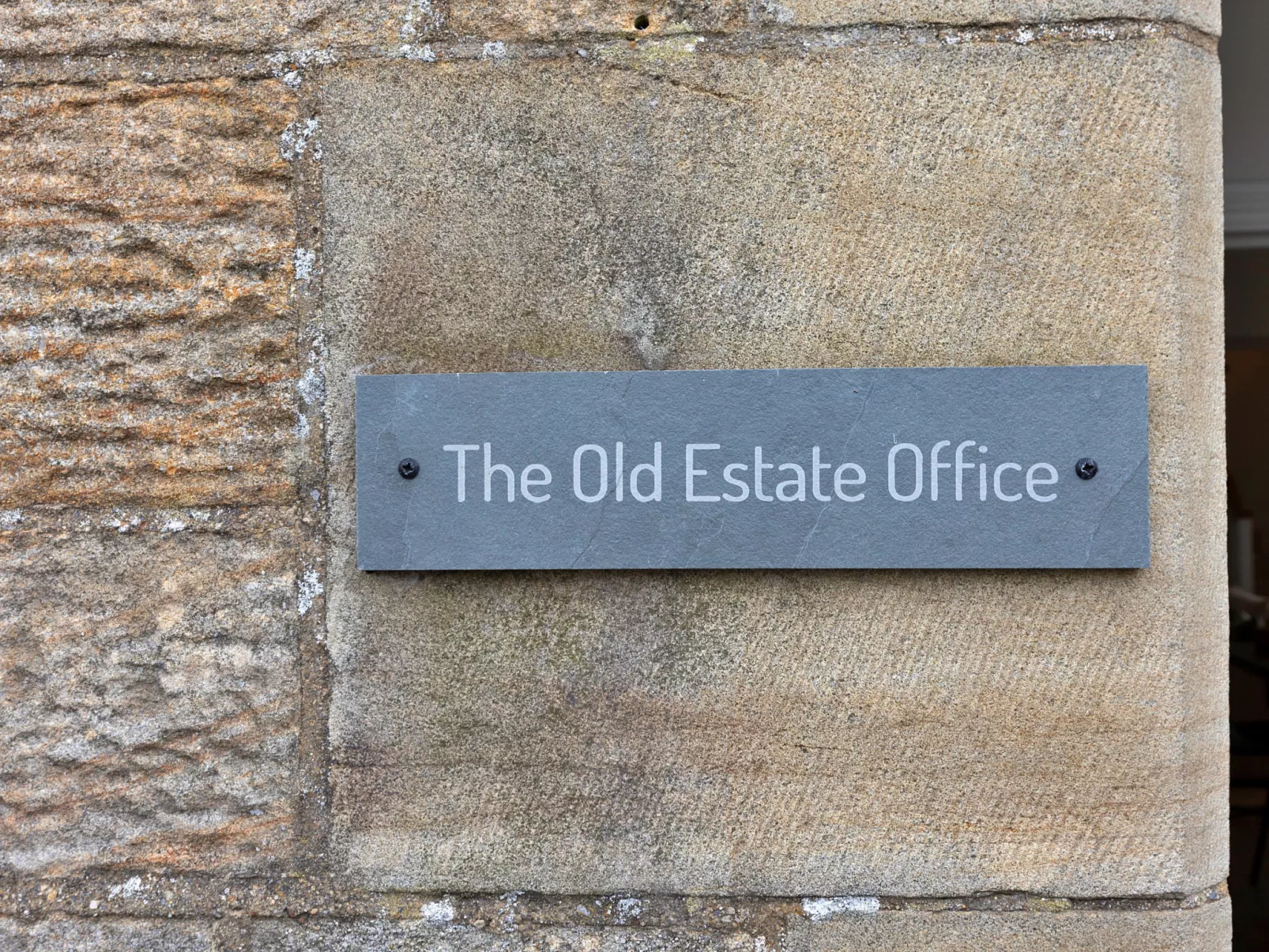 The Old Estate Office Nr Grantley Hall-Buiten