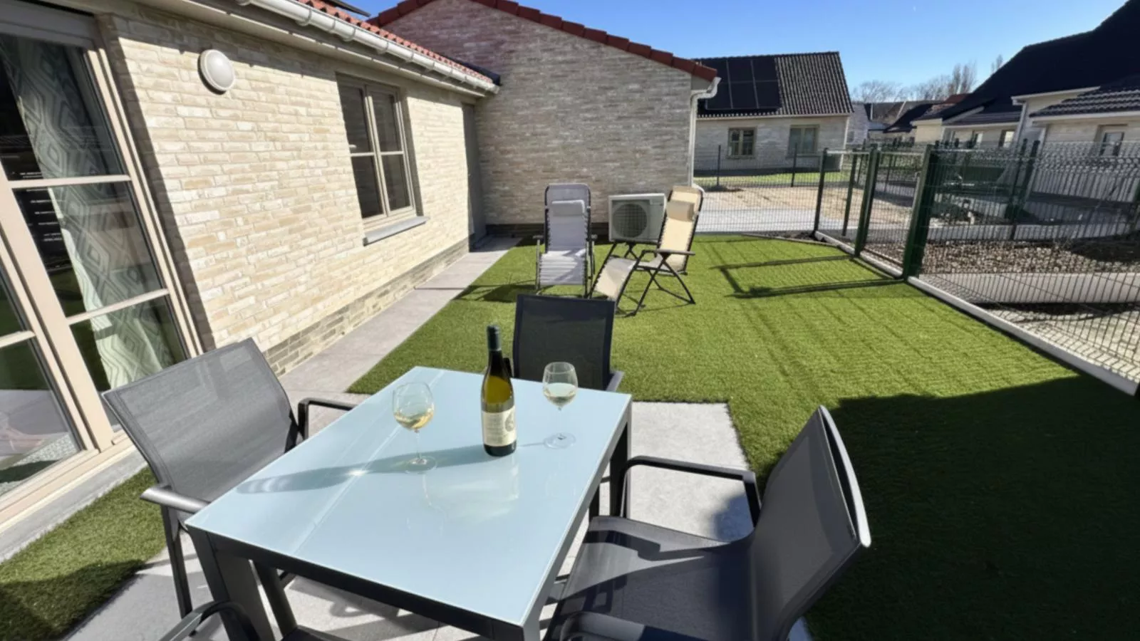 Westhinder II H19-Tuinen zomer