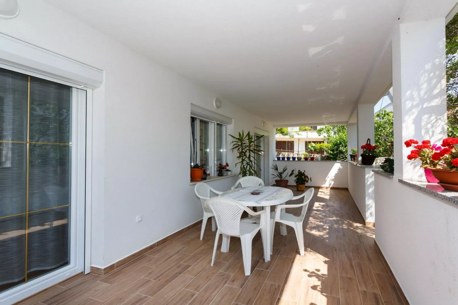 Cozy and Trendy Apartments Krk - Two Bedroom Apartment with Terrace-Binnen