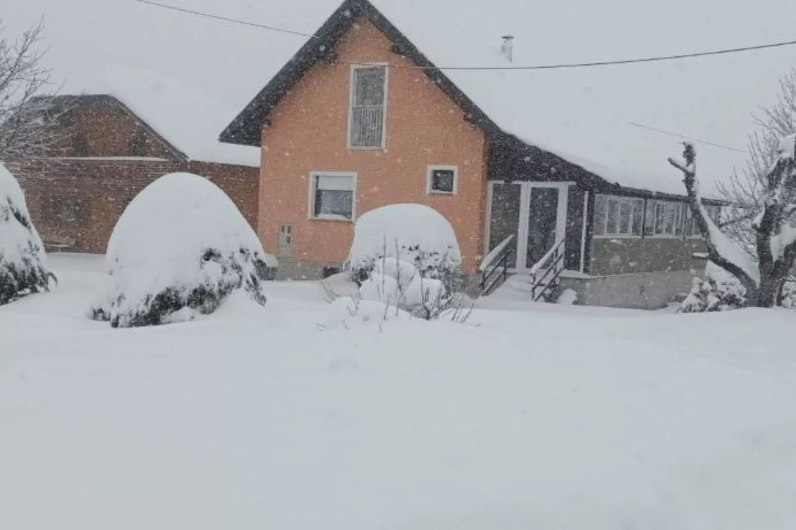 Holiday Apartment Vuković - Three Bedroom Holiday Home With Terrace-Buitenlucht