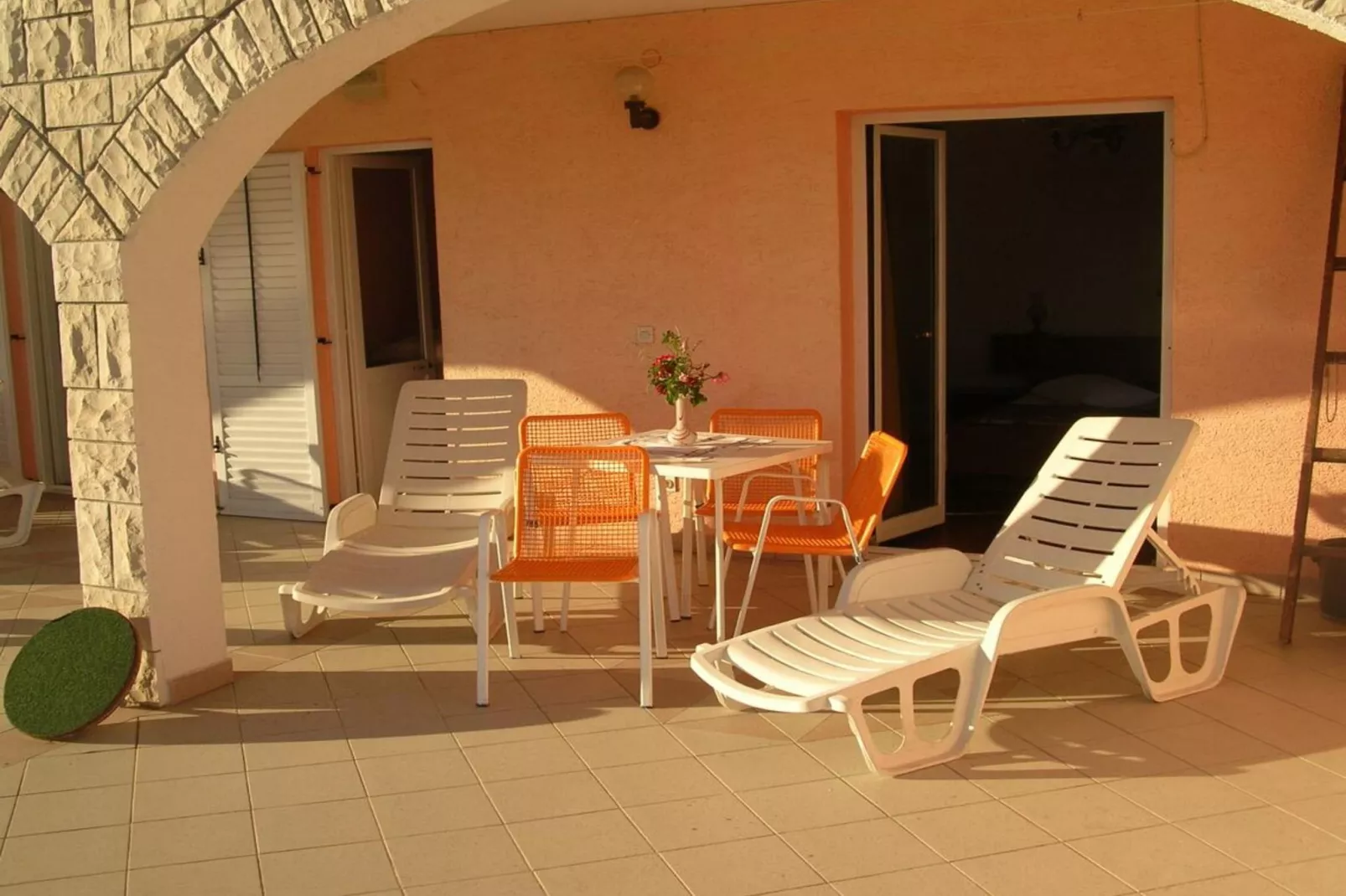 Apartment with Terrace and Sea View Brodarica - Two Bedroom Apartment with Sea View-Terras