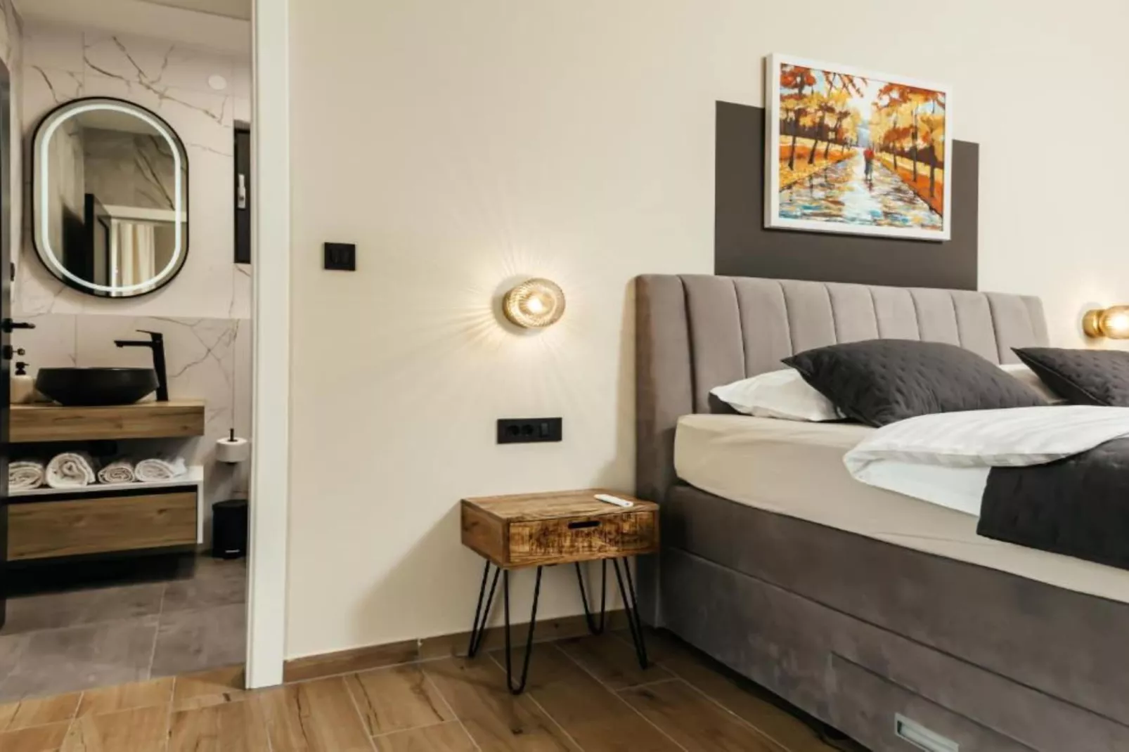 Luxury Villa Lara with Heated Pool, Hot-Tub and Sauna - Six Bedroom Villa with Pool-Slaapkamer