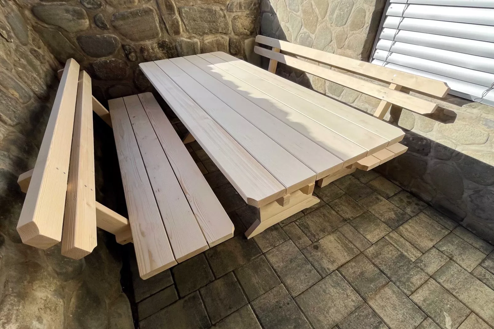 Delightful Cozy Riverside Apartment - One Bedroom Apartment with Terrace-Terras