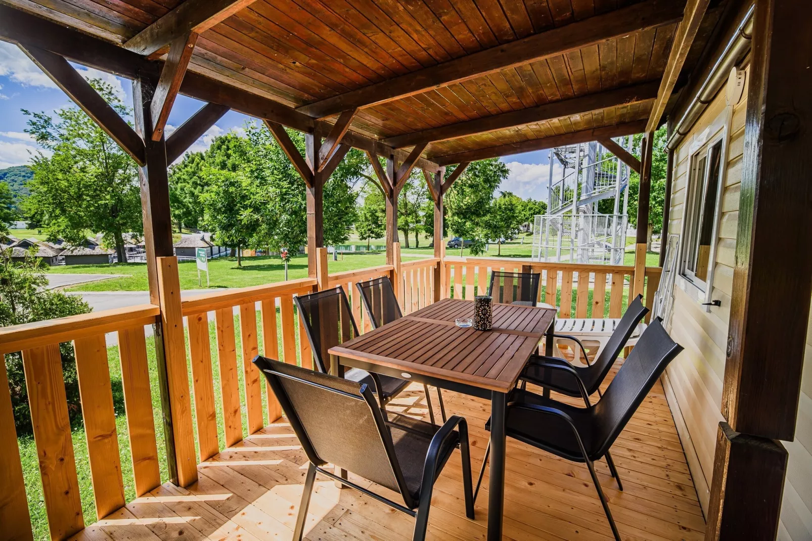 Waterside Retreat Mobile Homes with Thermal Riviera Tickets - Three Bedroom Mobile Home with Lake View  (owner 2)-Terras