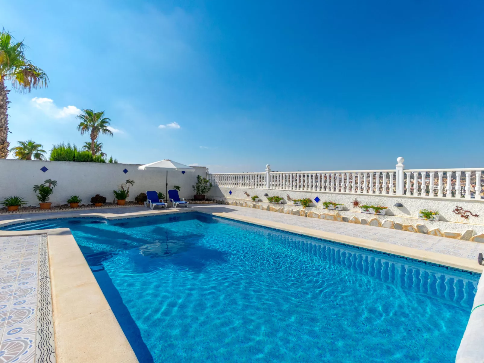 Villa Recorral-Buiten