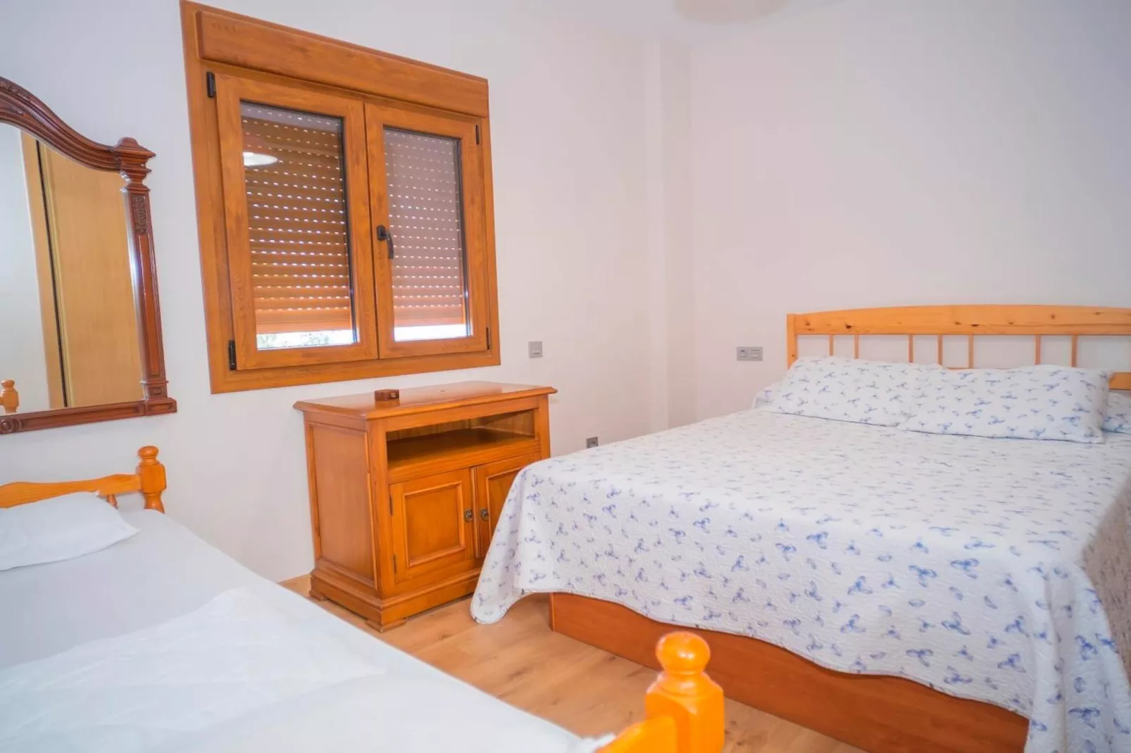 1948- +34601093121-Slaapkamer