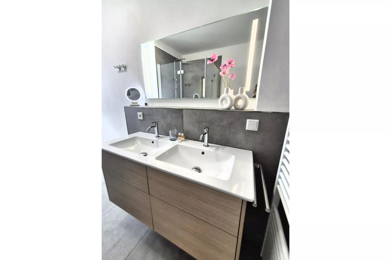 2 SZ Deluxe/ 5P- Winterberg Appartement 21134-Badkamer