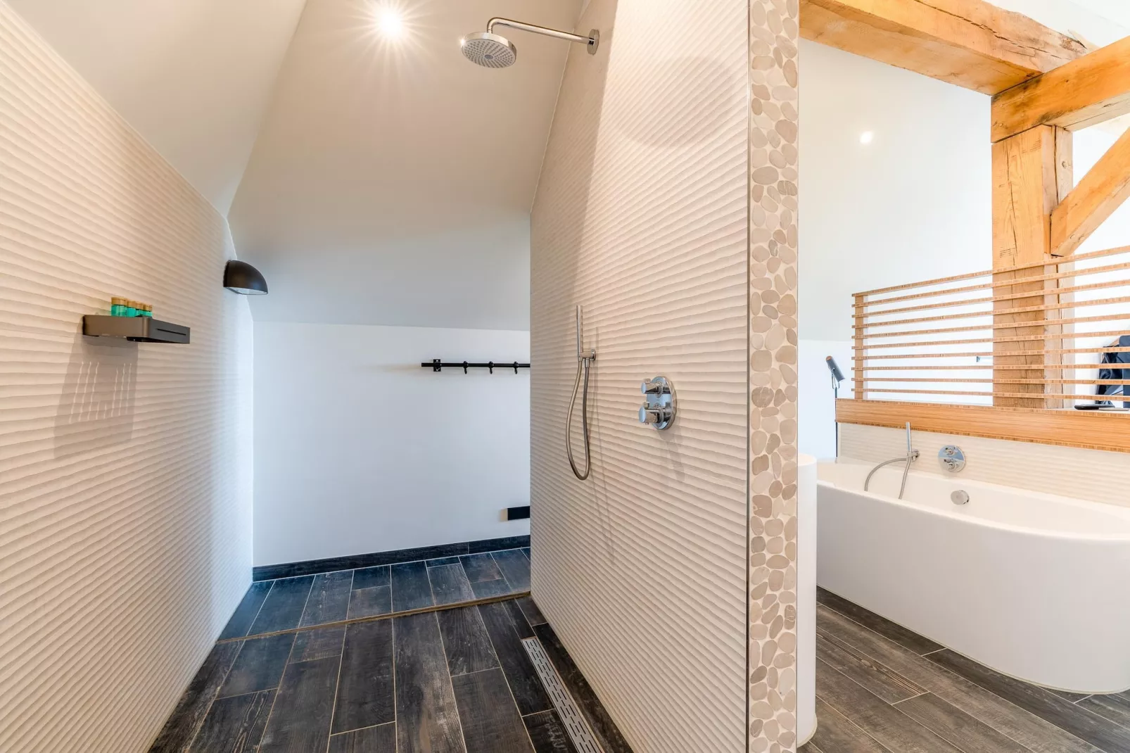 Villa Buytenplaats 189-Badkamer