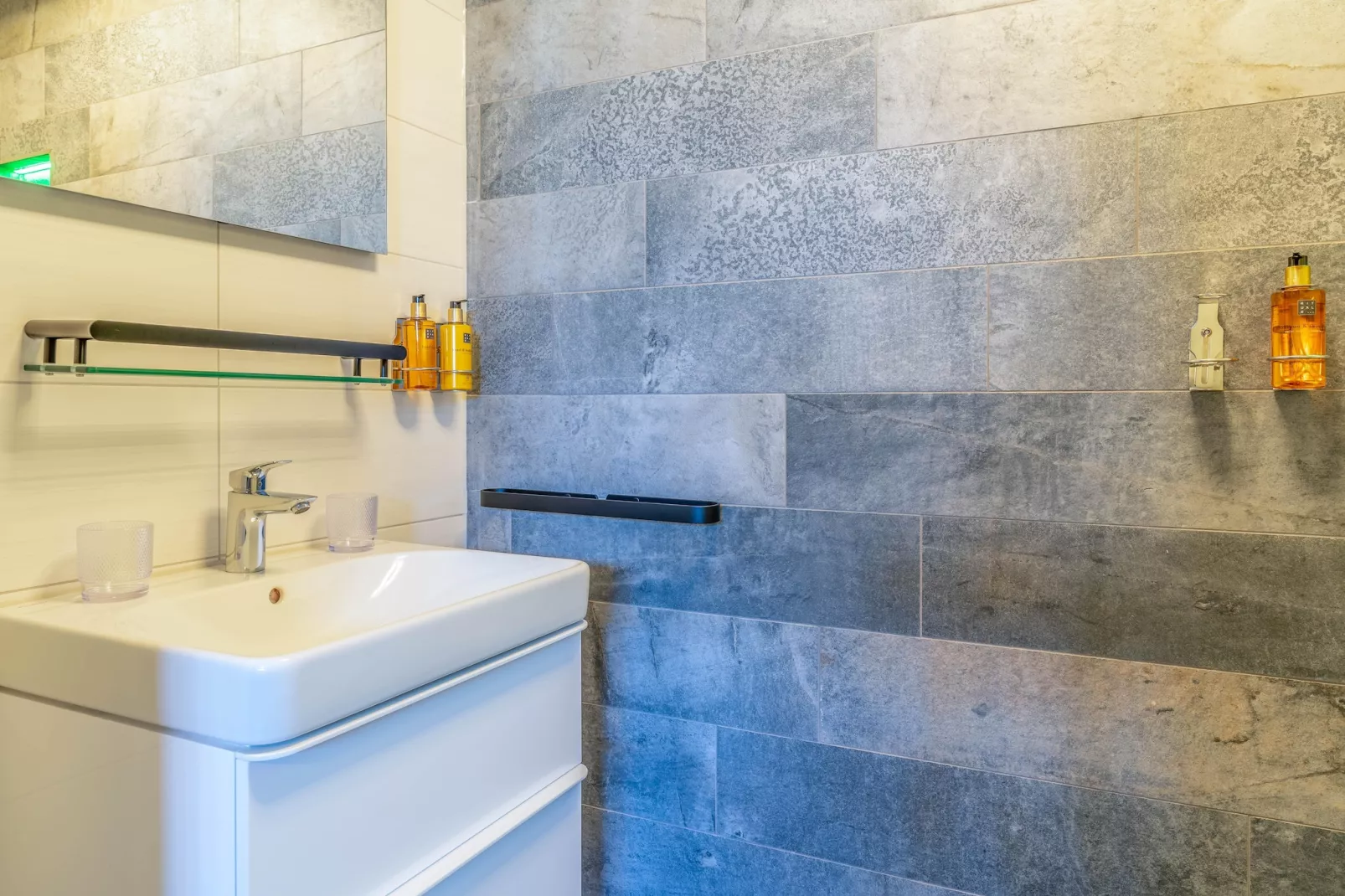 Waalerburght 18-Badkamer