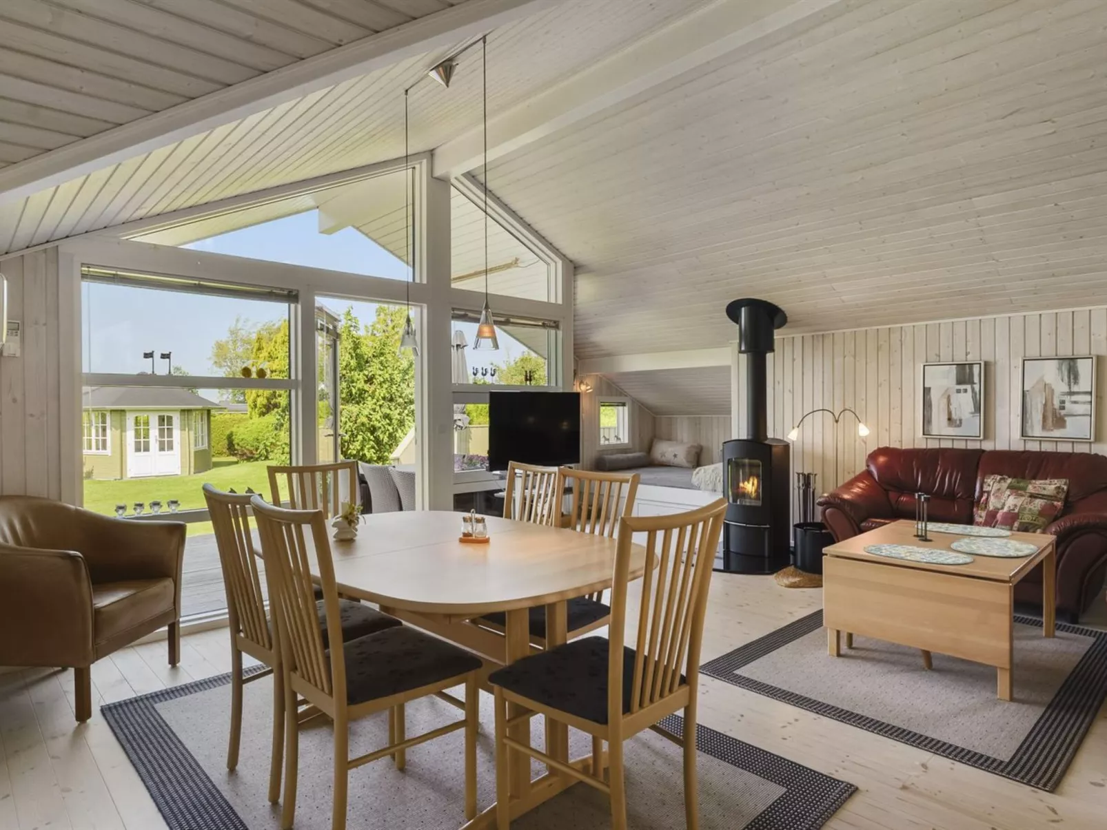 "Erok" -  from the sea-Binnen