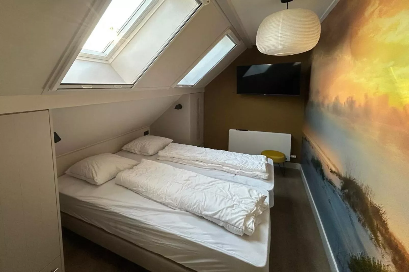 Sun (6p)-Image-tags.