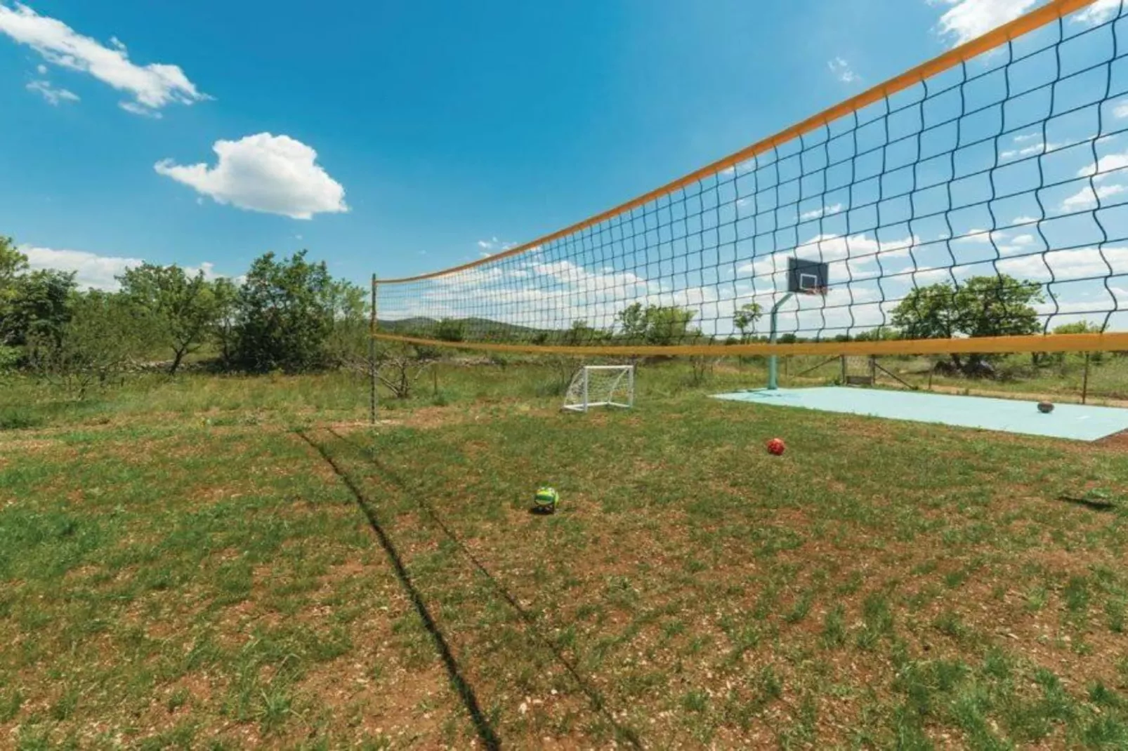 Holiday Home Marin AS with Pool-Buitenlucht