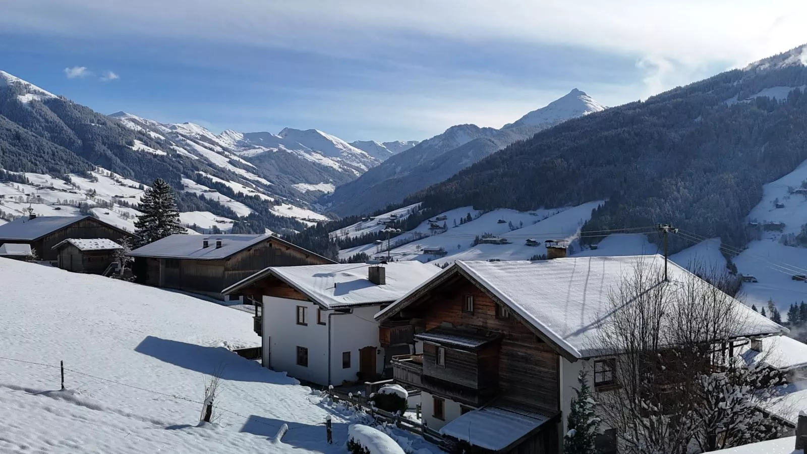 Tirola Hütte-Exterieur winter