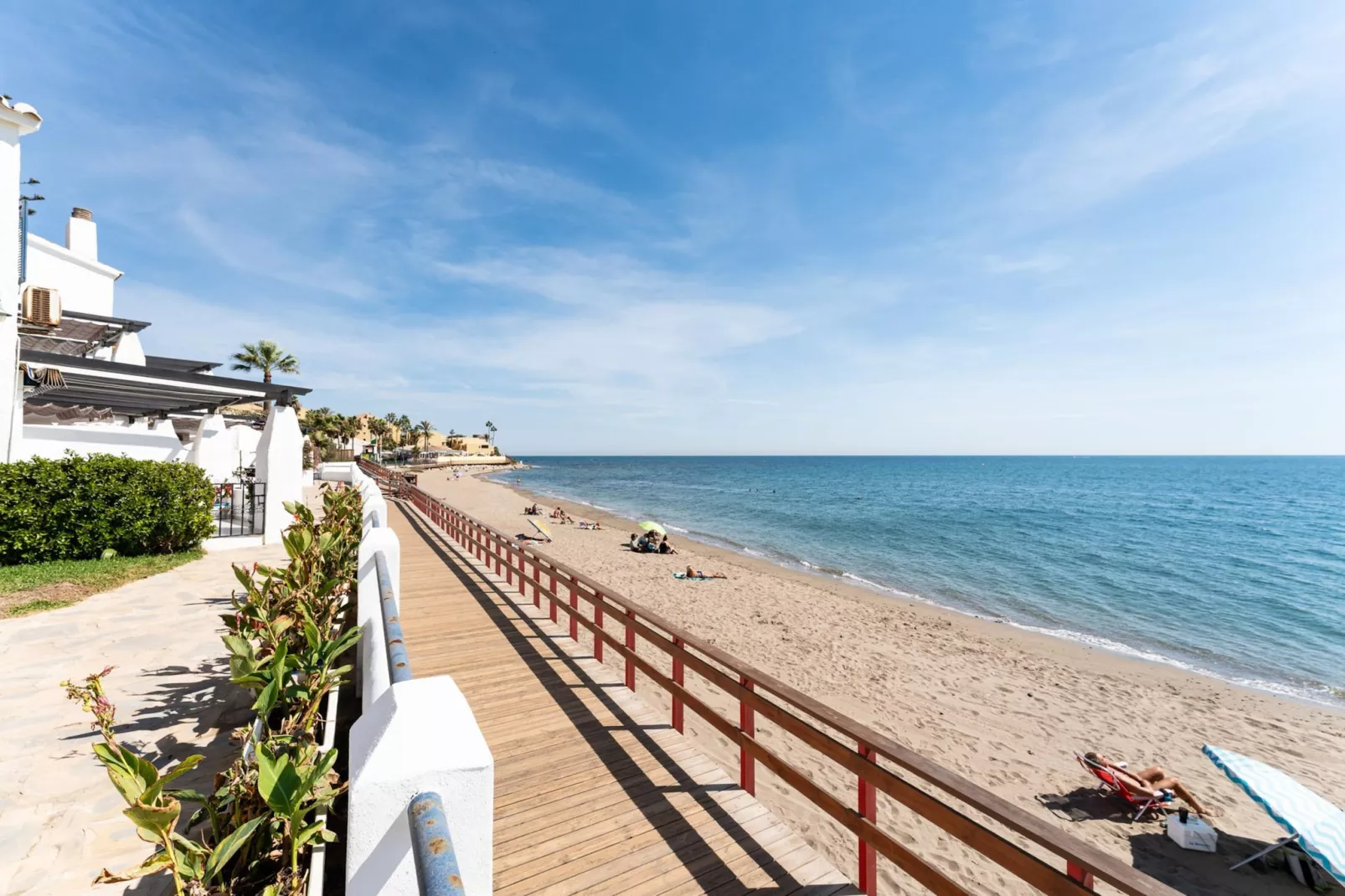 CT 398 - Faro's Beachfront House in Calahonda-Gebieden zomer 5km