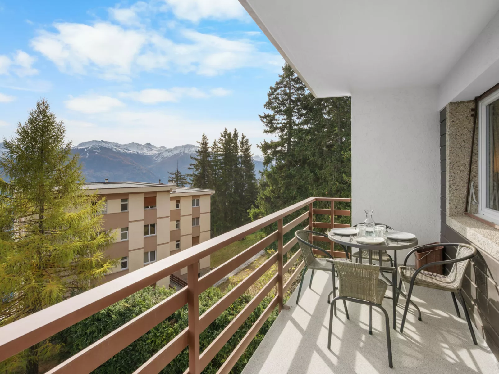 La Roseraie B 24-Buiten