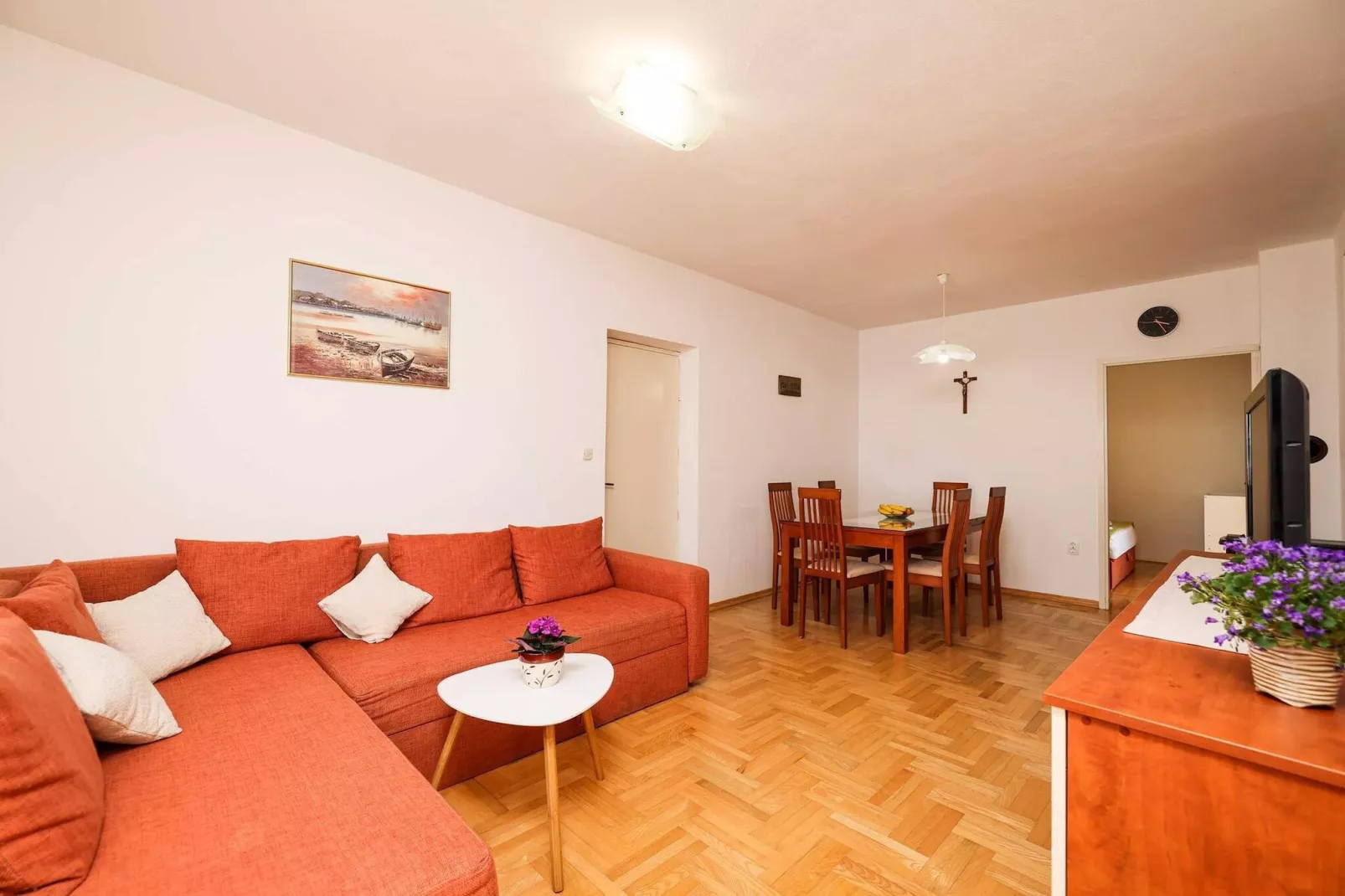 Holiday home Nekic-Woonkamer