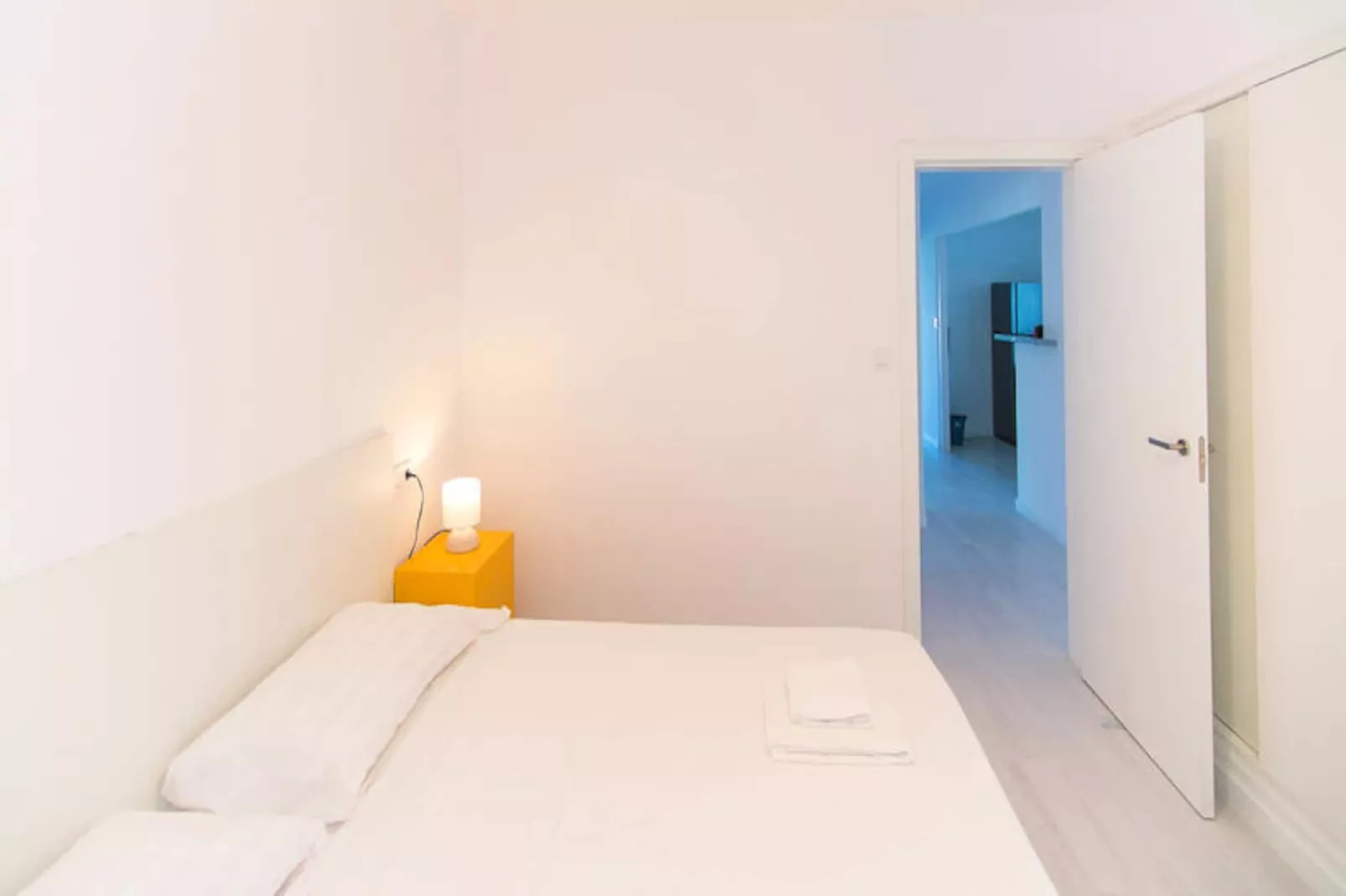 Maison à Roses-Niet-getagd