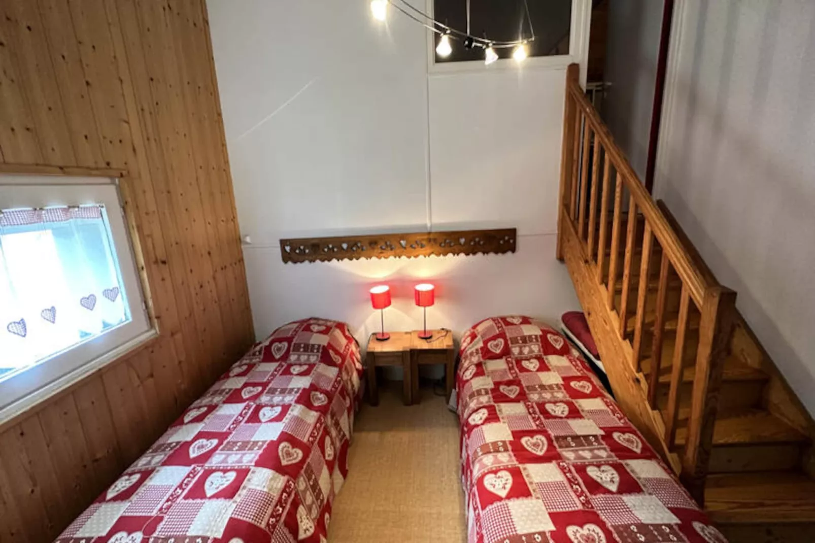 Appartements à Saint Jacques Des Blats-Niet-getagd