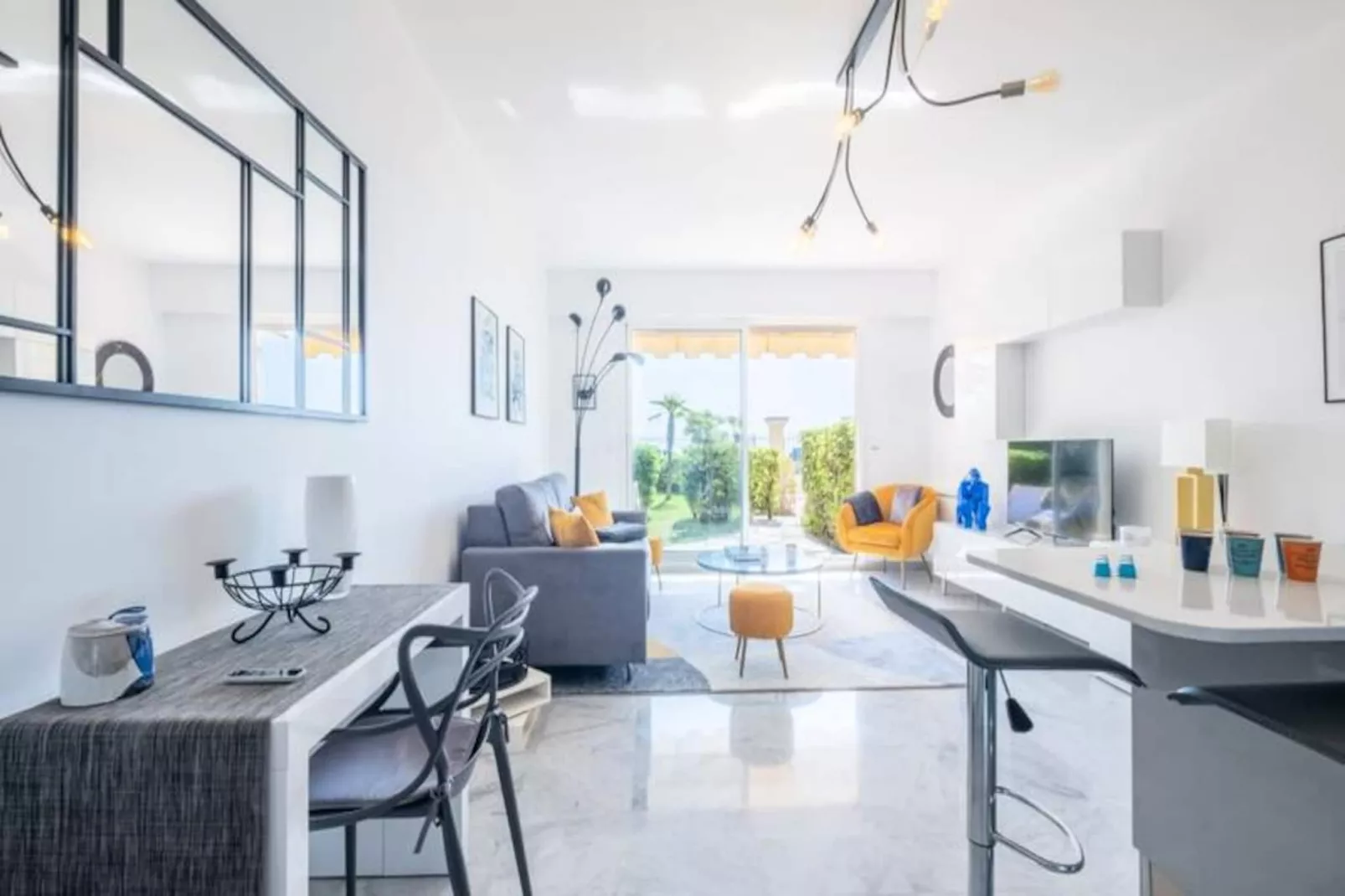 Résidence Rare ! Superbe 3 Pi&egrave;ces Avec Jardin Face &agrave; La Mer-Niet-getagd