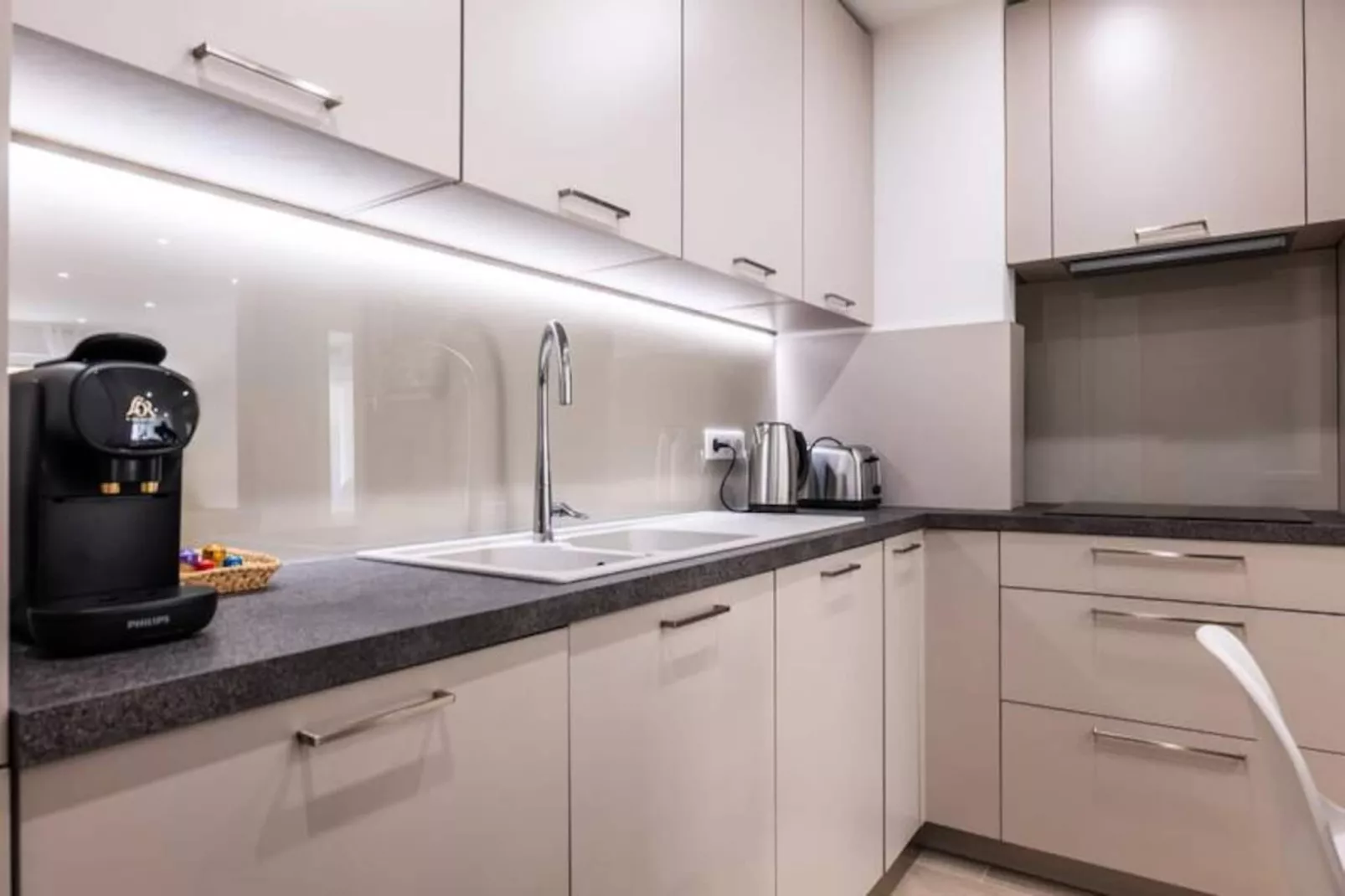 Résidence 3p Avec Terrasse &agrave; 100 M&egrave;tres De La Mer-Niet-getagd