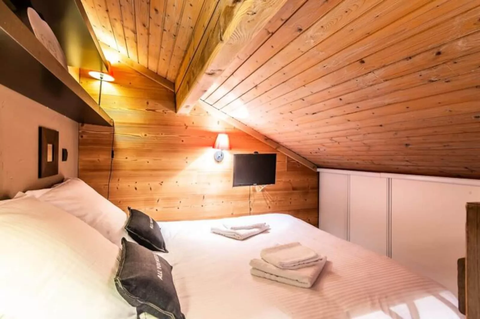 Slow Chalet Montblanc Soleil Sur Les Pistes Ascenseur Balcon, Vue, Parking-Niet-getagd