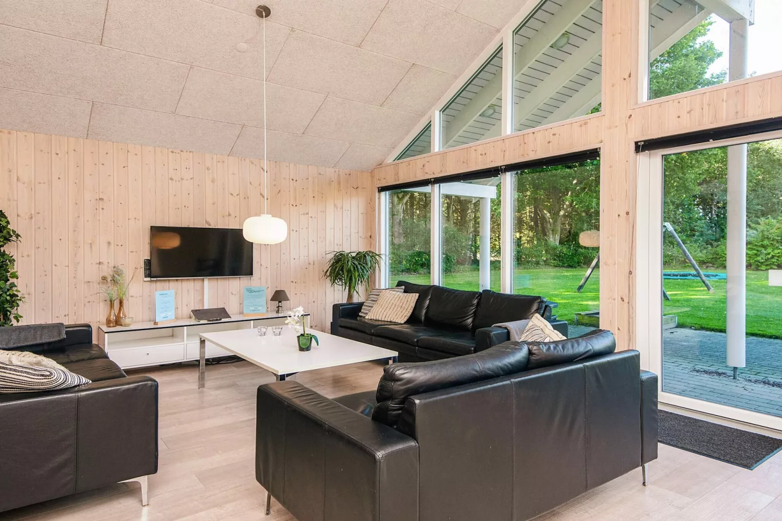 16 persoons vakantie huis in Glesborg