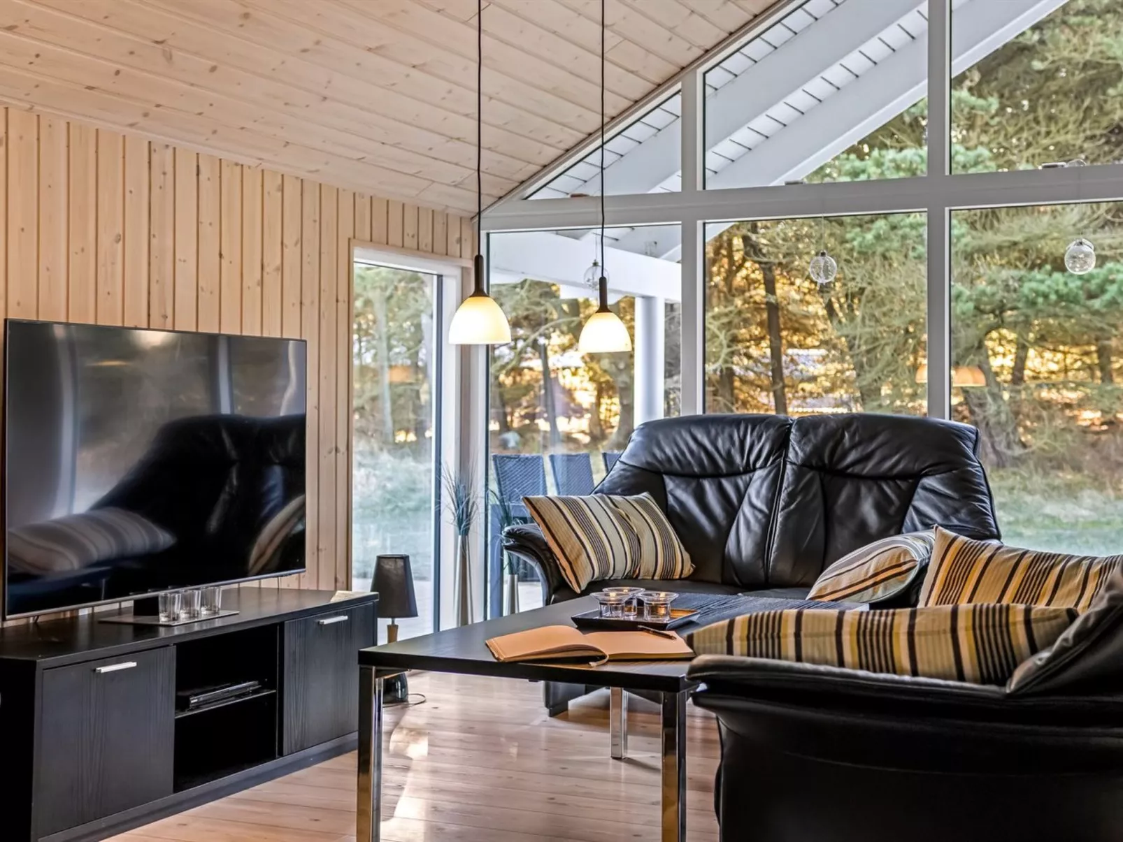 "Krum" - 4.5km from the sea-Binnen