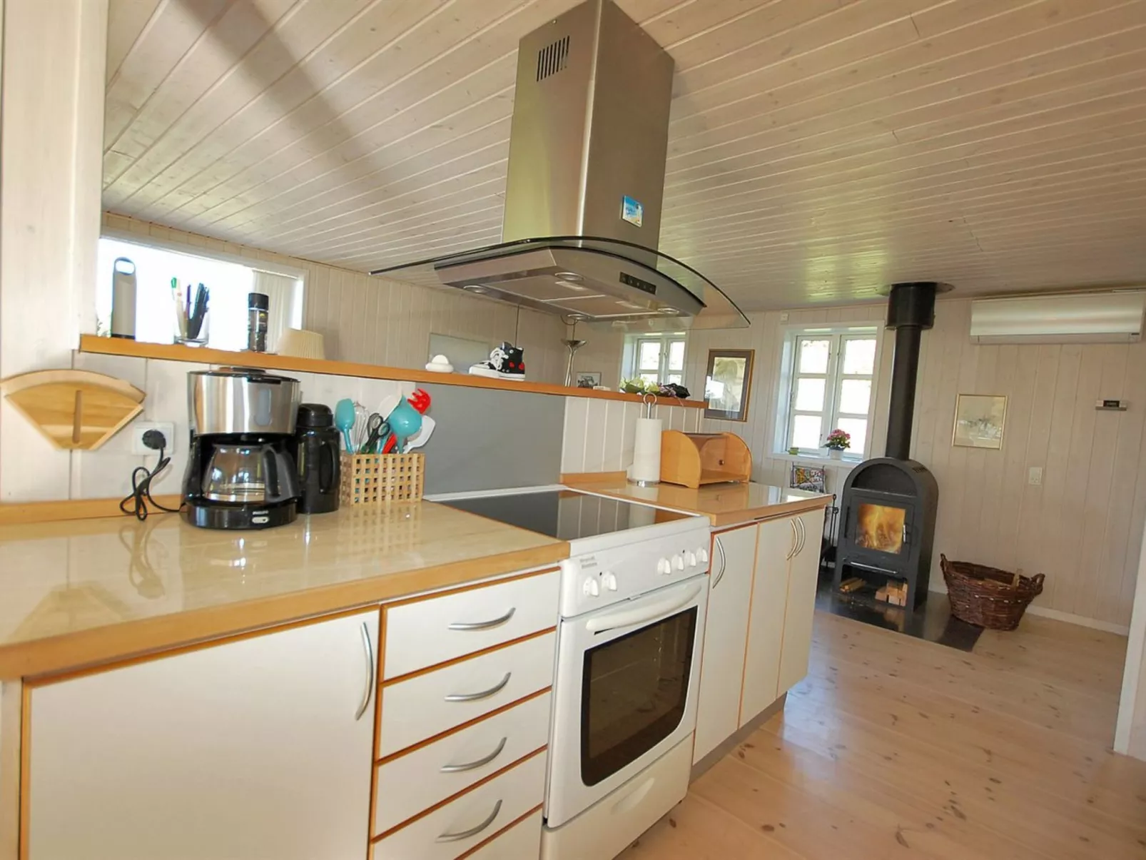 "Tomke" - 1.7km from the sea-Binnen