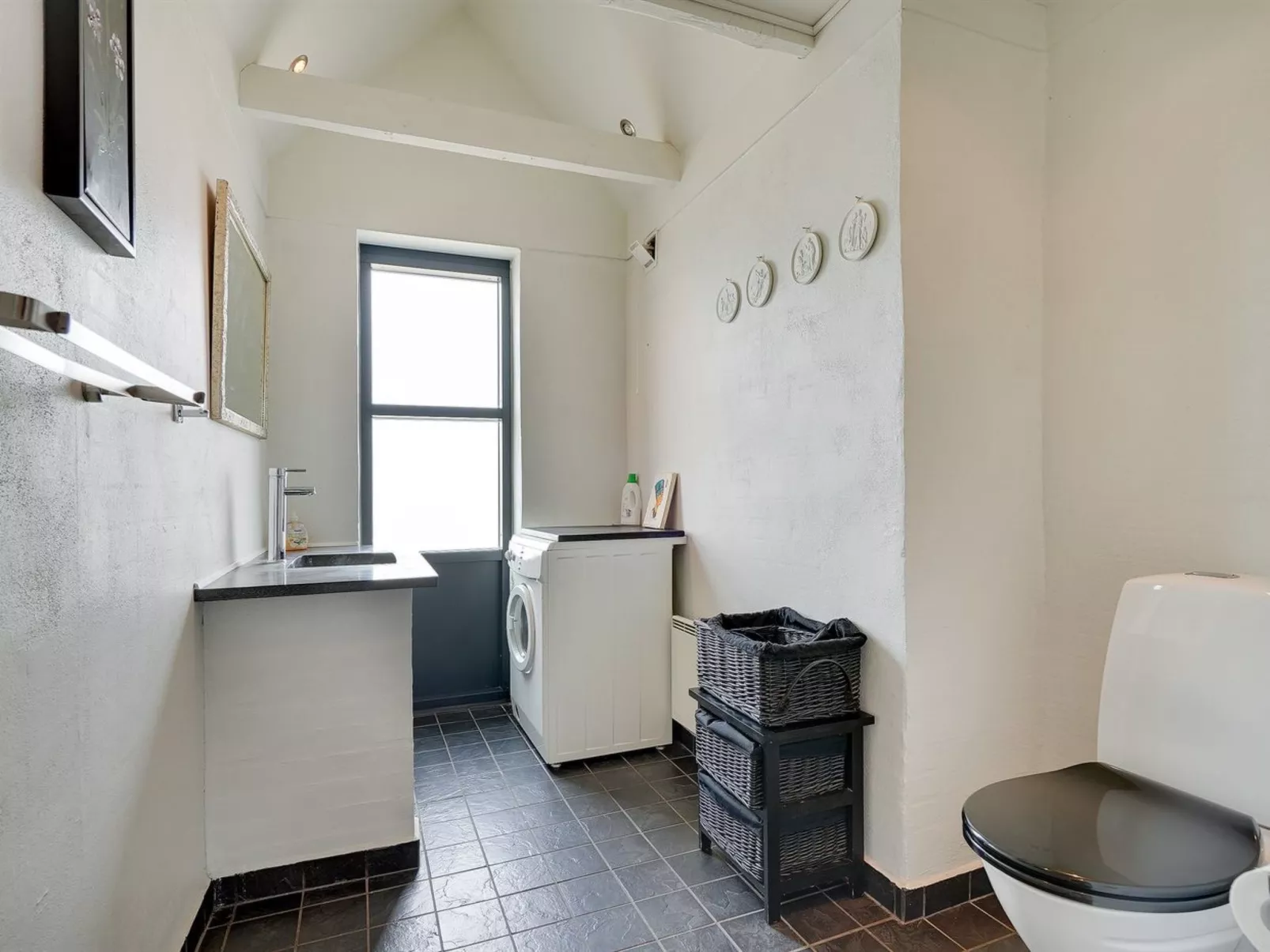 "Anselmi" - 450m from the sea-Binnen