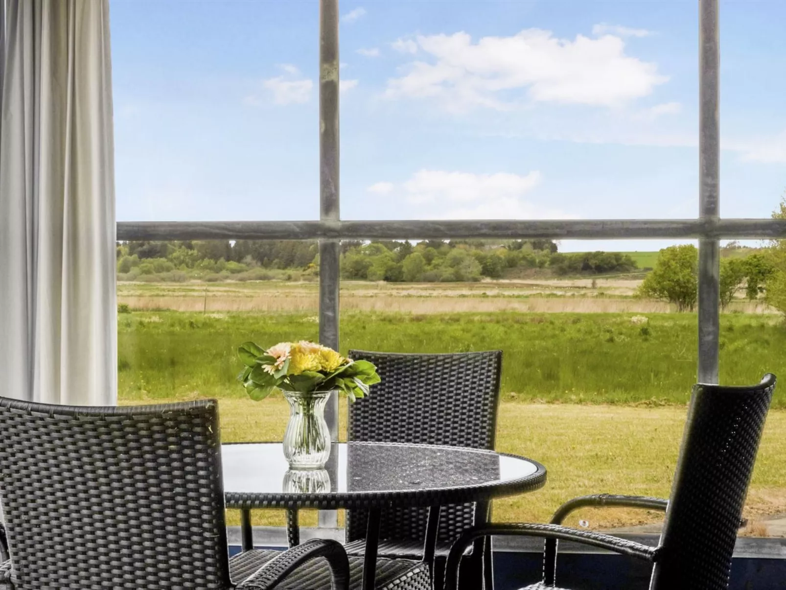 "Mikkeline" - 400m to the fjord-Buiten