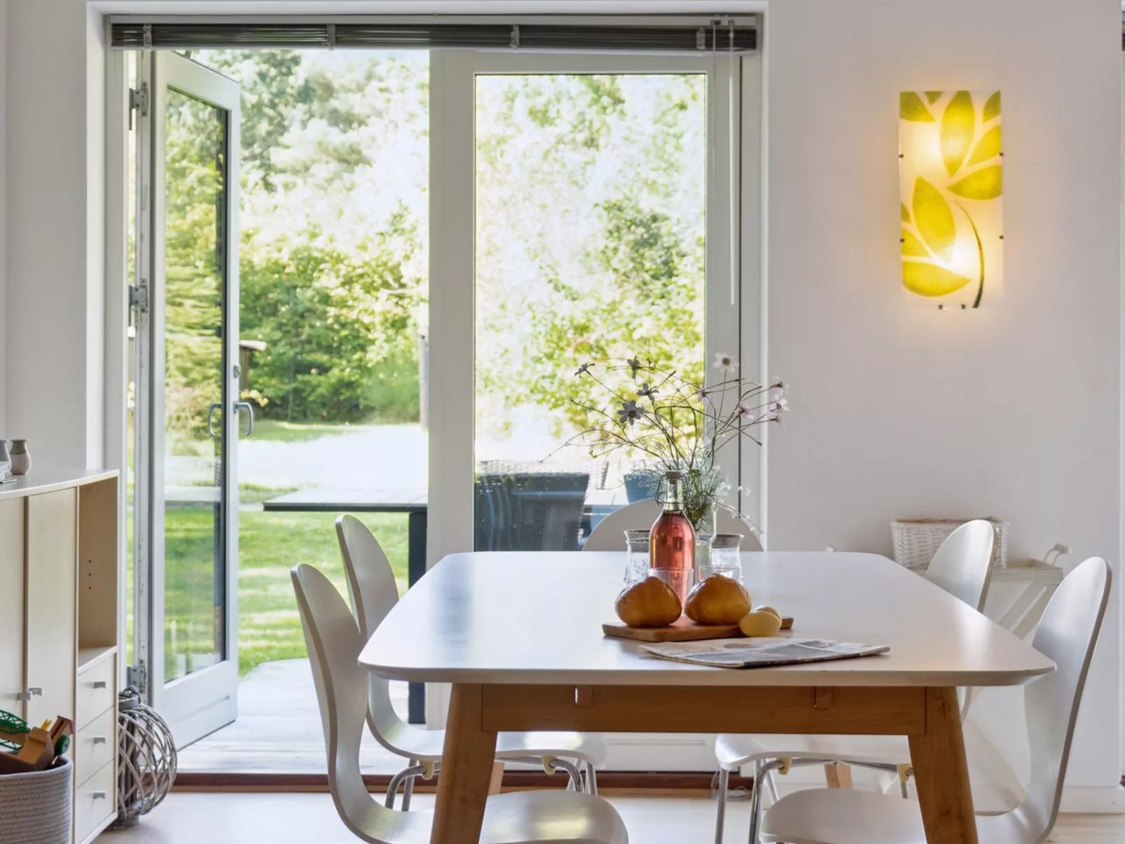 "Pietari" - 1.2km from the sea-Binnen