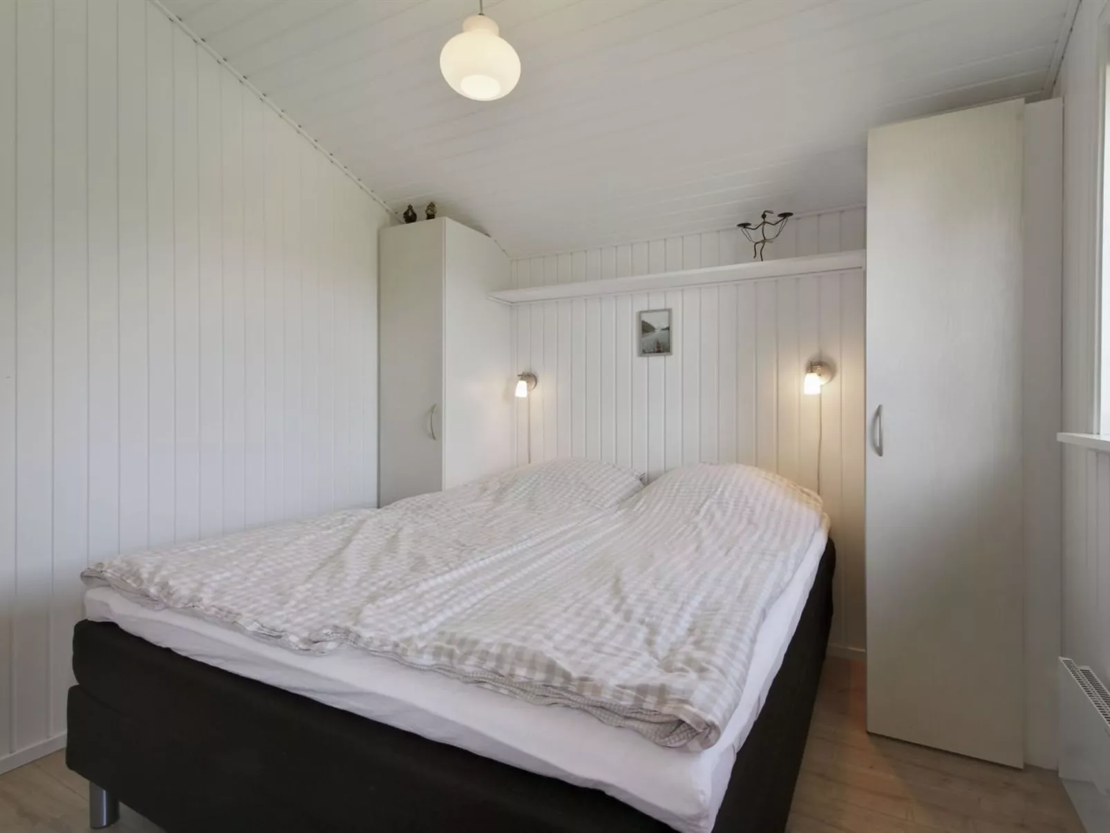 "Eden" - 800m from the sea-Binnen