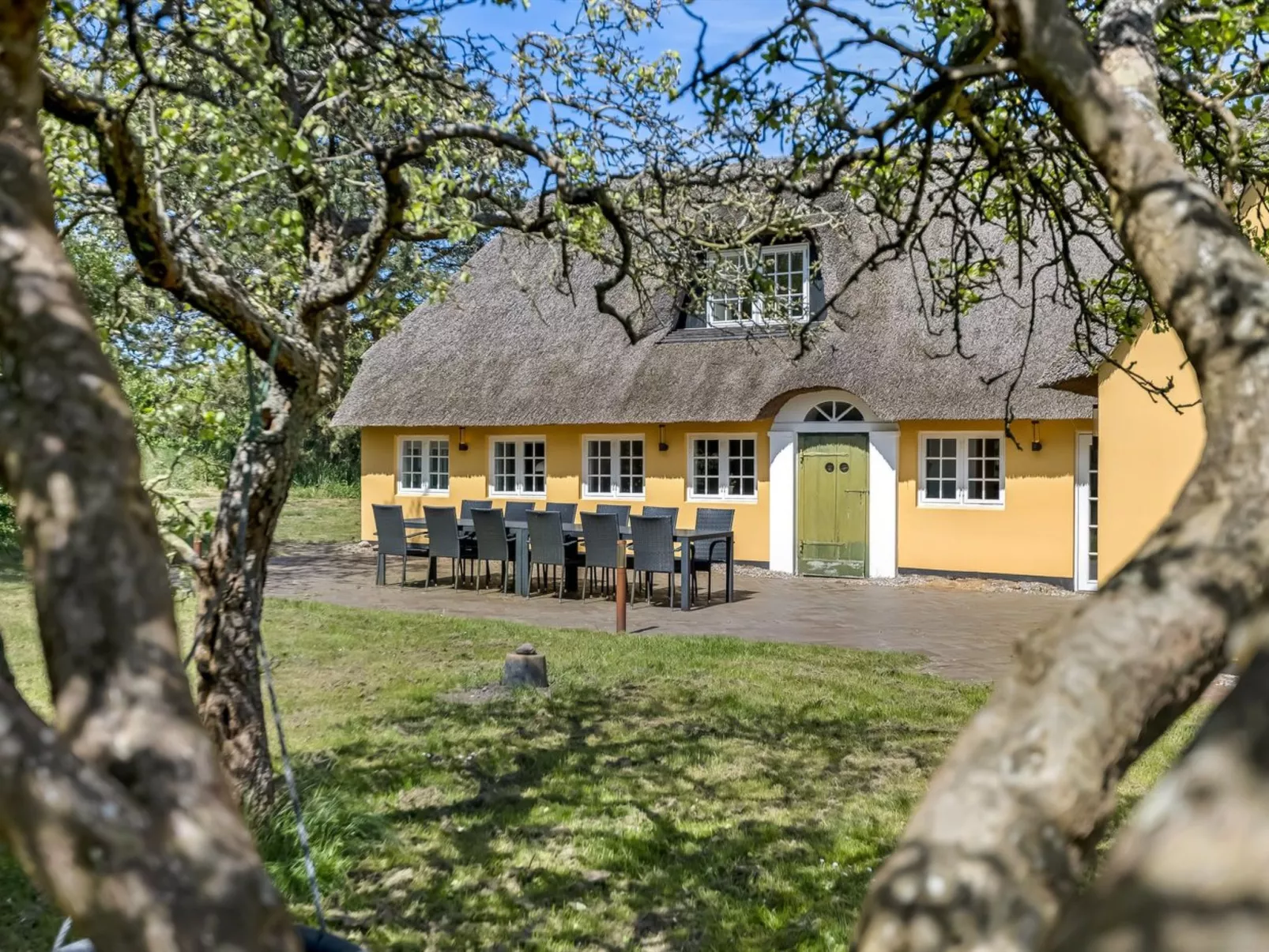 "Narvik" - 4.5km from the sea-Buiten