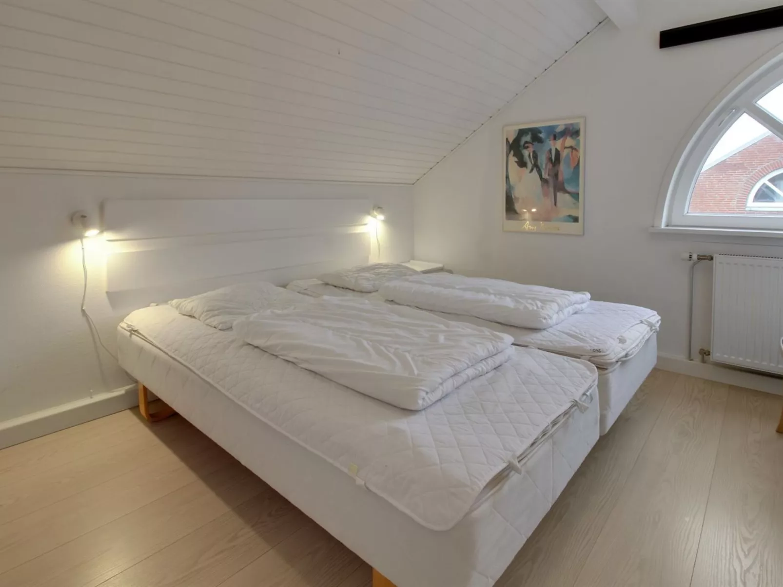 "Ennike" - 2.3km from the sea - Binnen