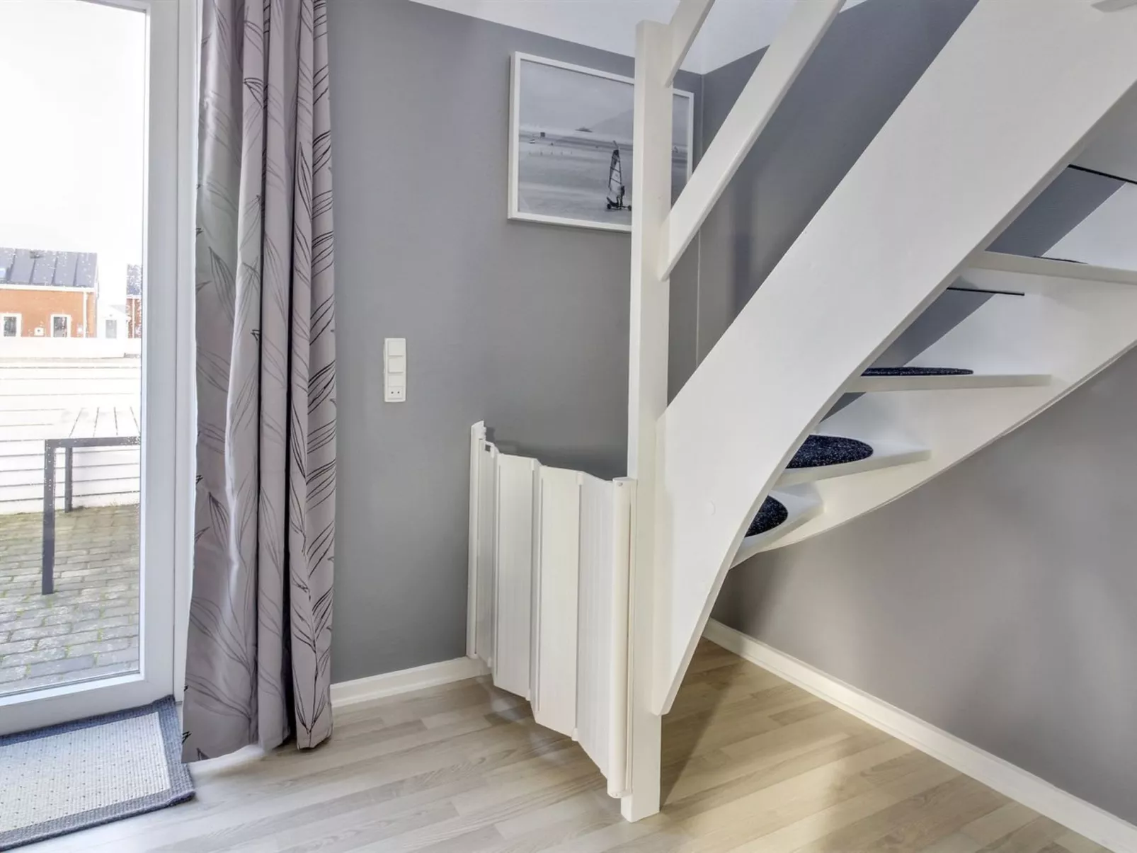 "Raine" - 2.3km from the sea-Binnen