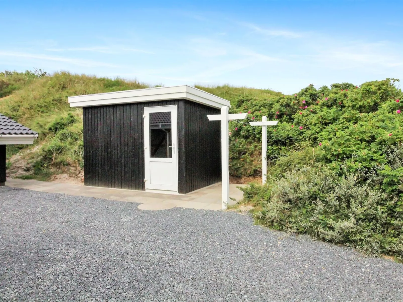 "Sirka" - 200m from the sea-Buiten