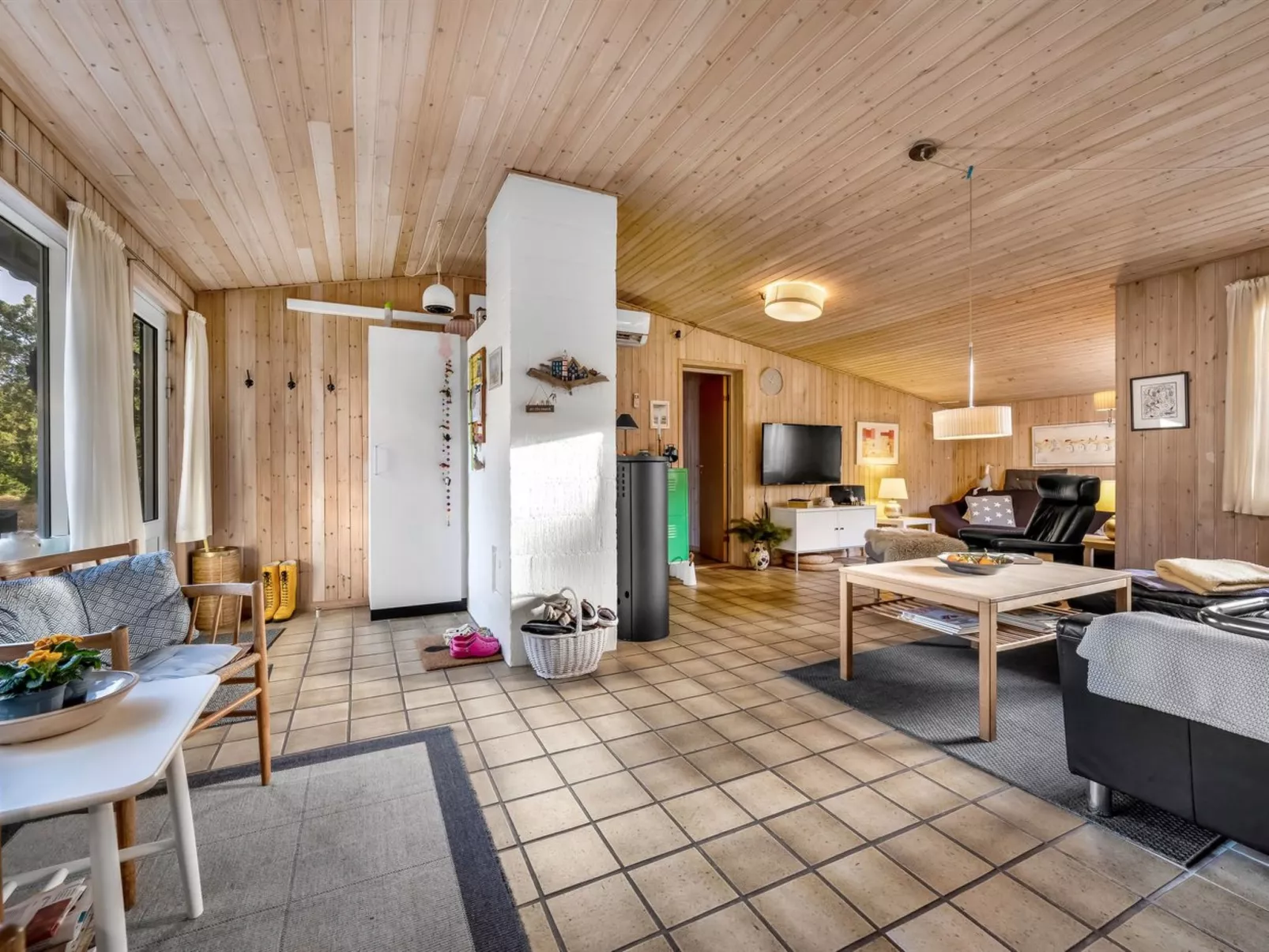 "Maaria" - 600m from the sea-Binnen