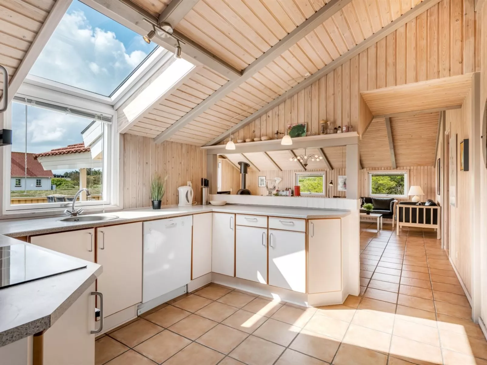 "Skev" - 200m to the fjord-Binnen