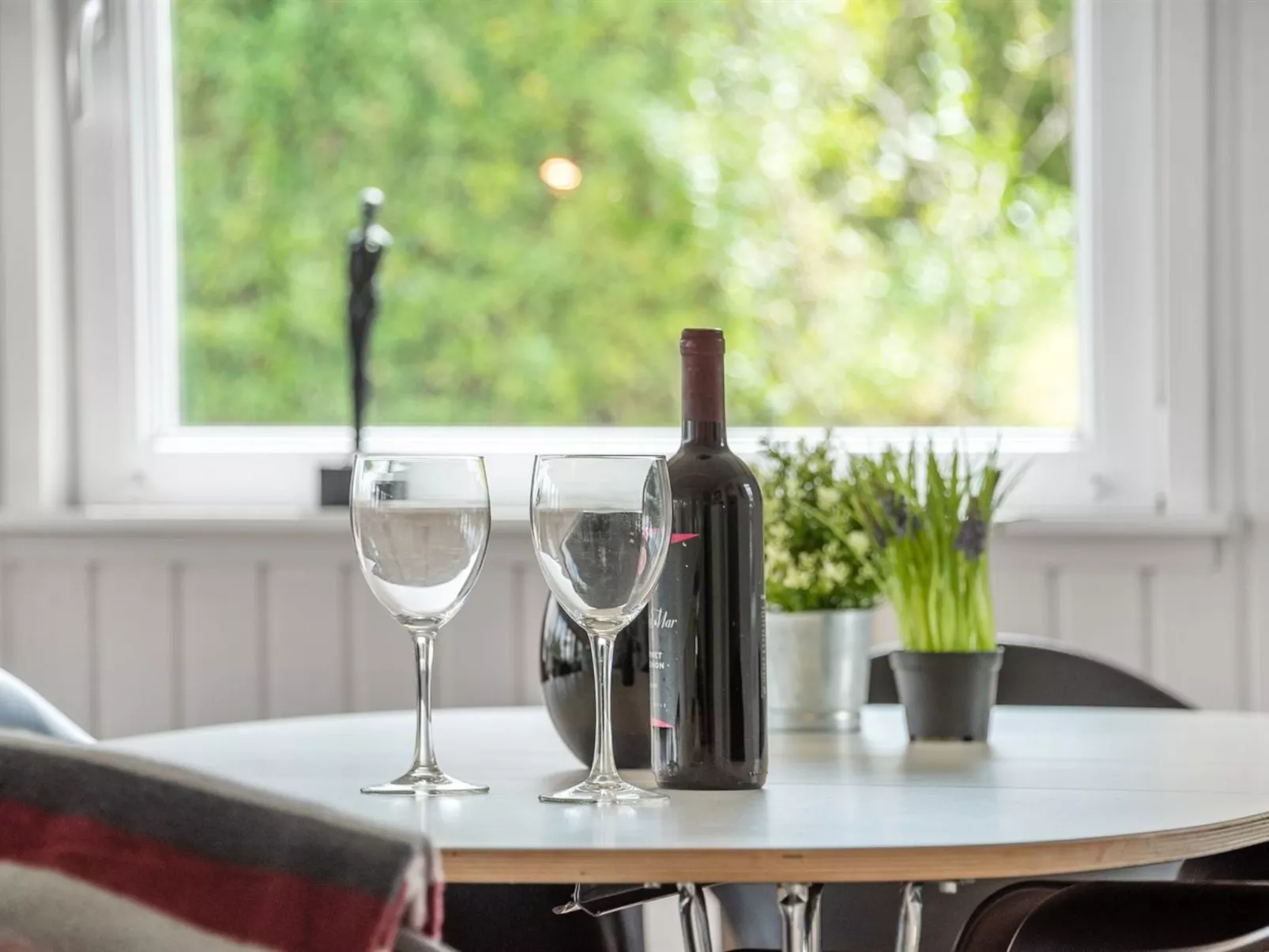 "Elain" -  from the sea-Binnen