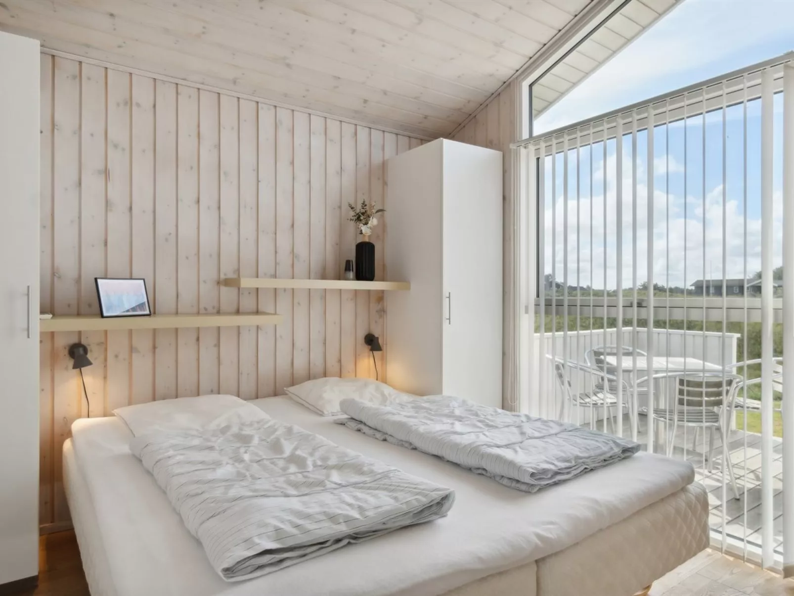 "Ohto" - 281m from the sea-Binnen